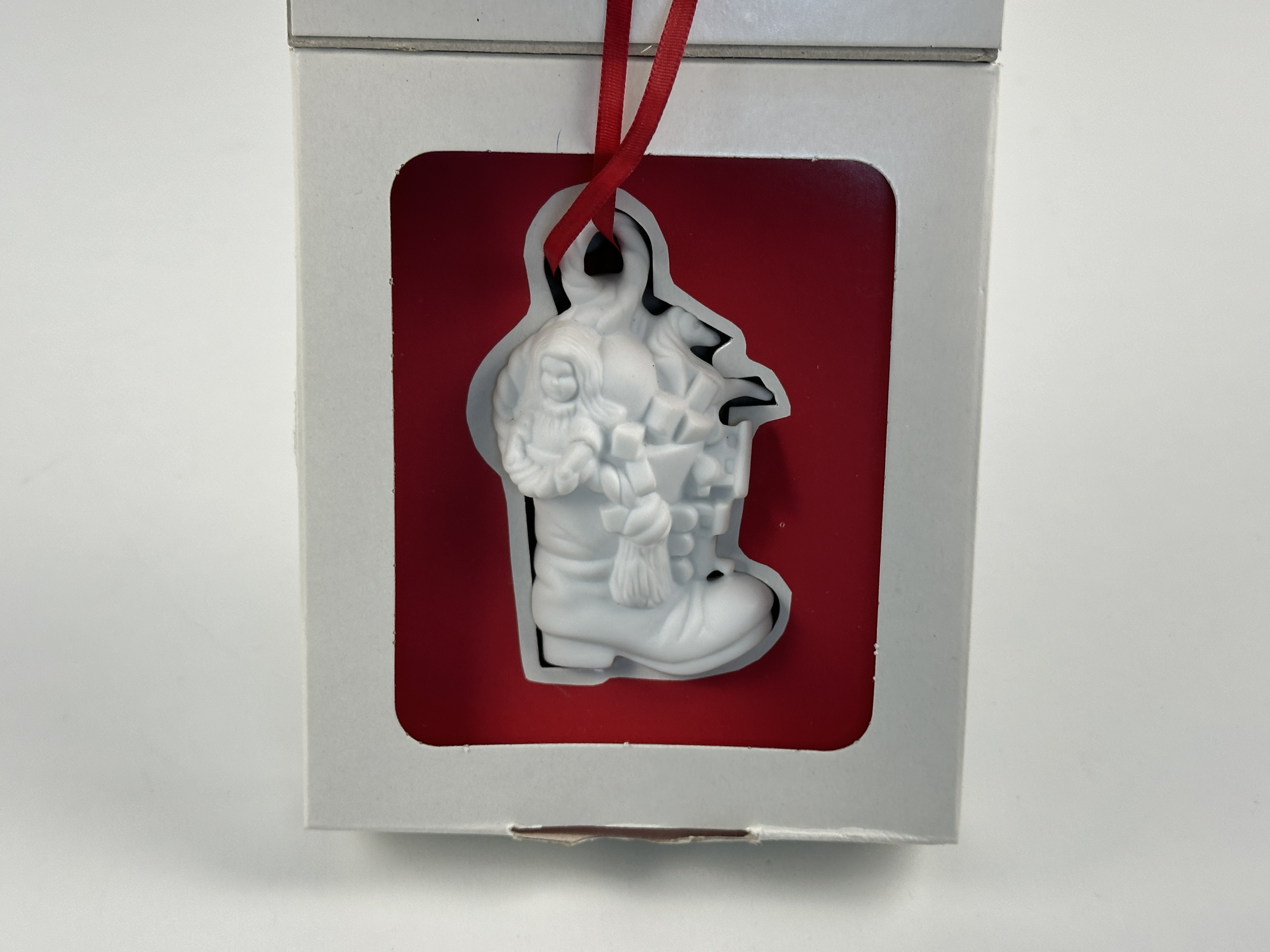  Hutschenreuther Porzellan Weihnachtsbaumschmuck Stiefel 8 cm. Top Zustand