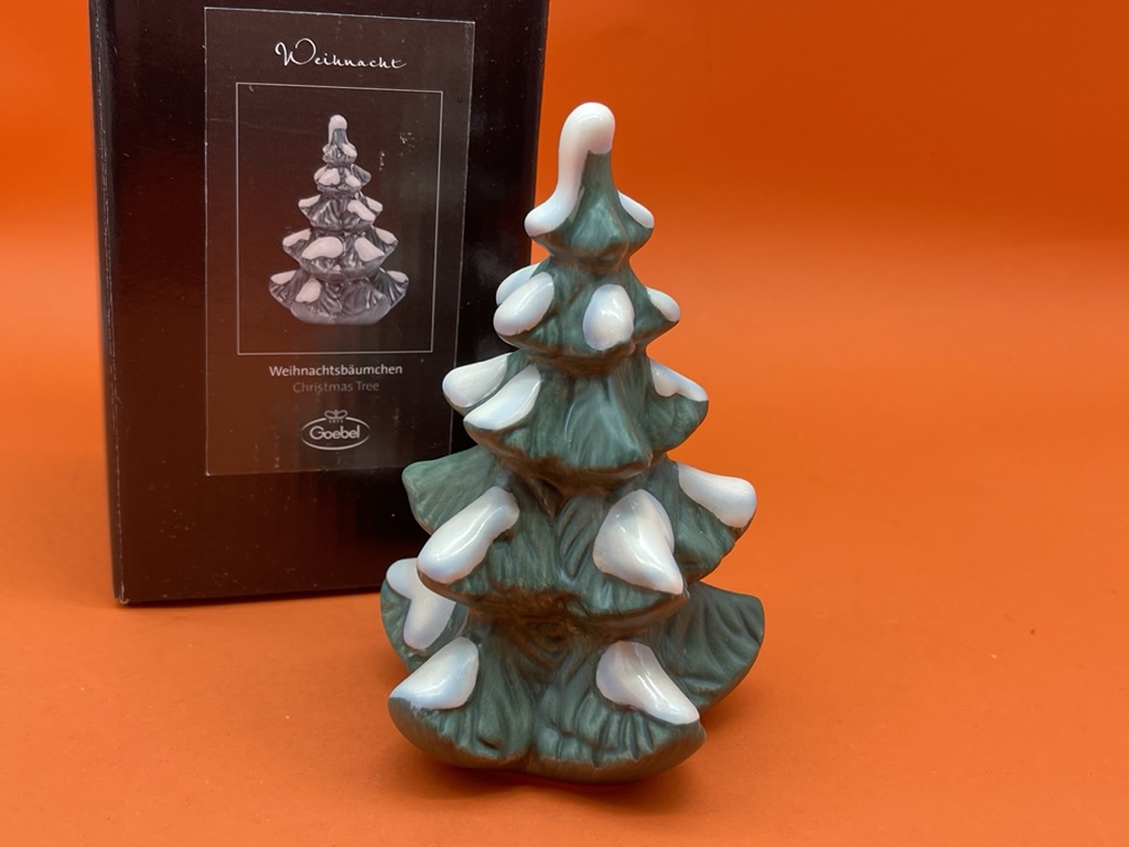 Goebel Figur Weihnachtsbaum 12 cm. 1 Wahl. Top Zustand  