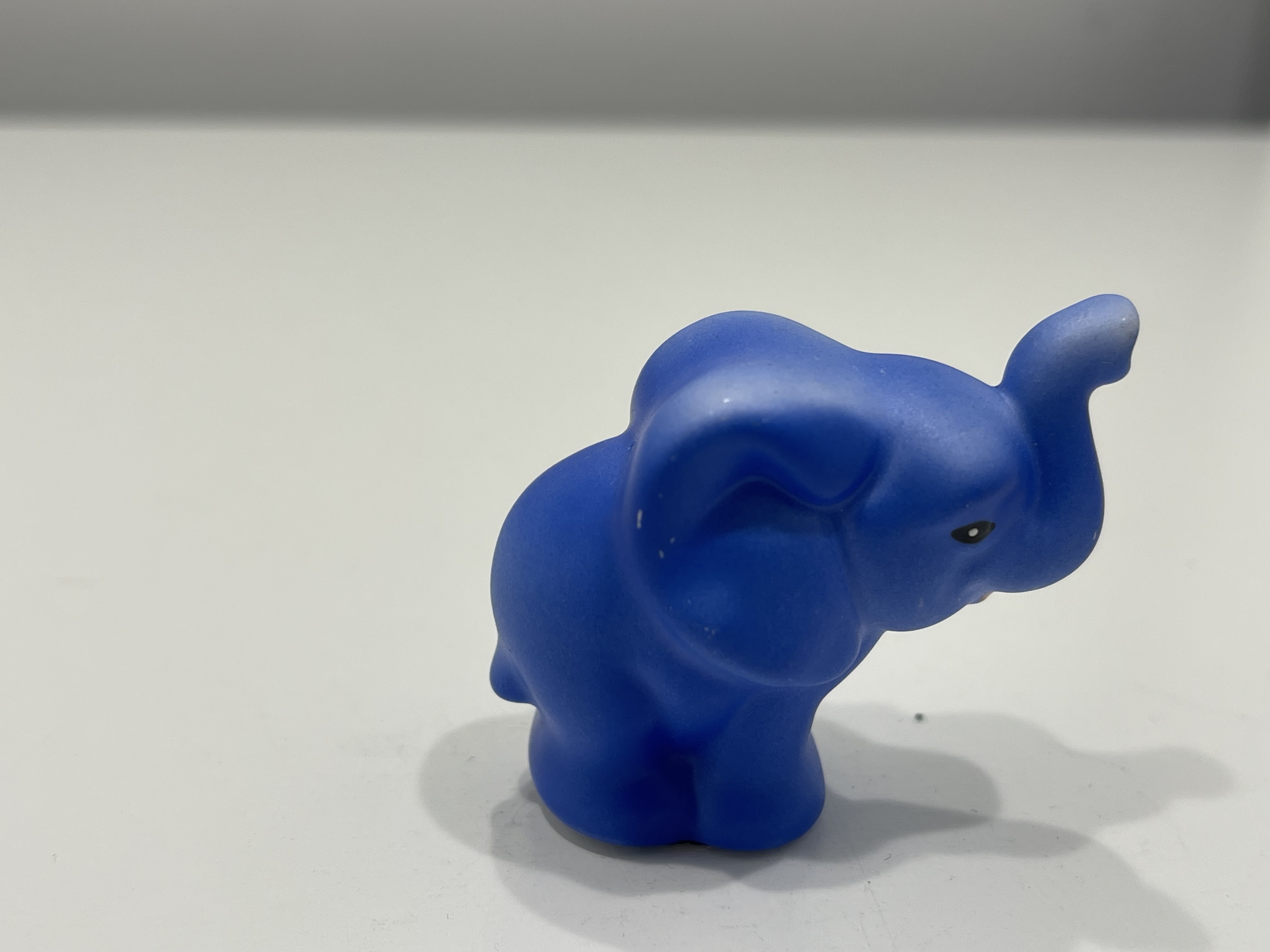  Goebel Figur Elefant 4 cm - 1 Wahl. Top Zustand   