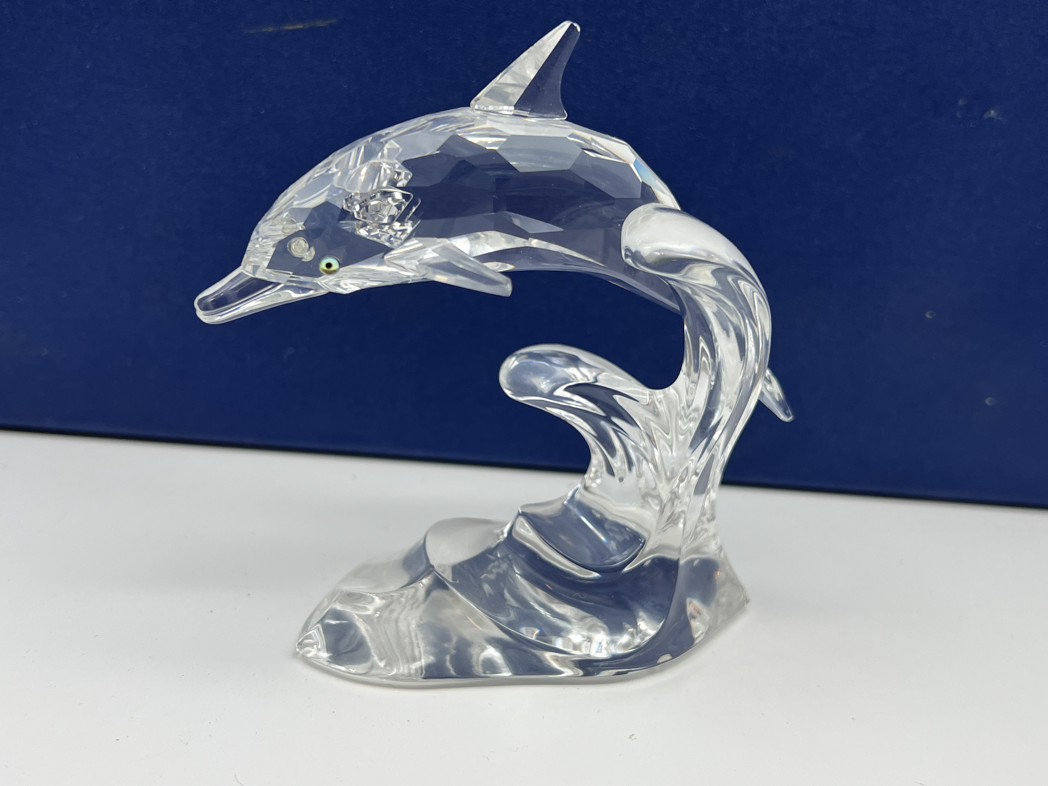 Swarovski Figur 190365 Delfin auf Welle 10 cm. Top Zustand  