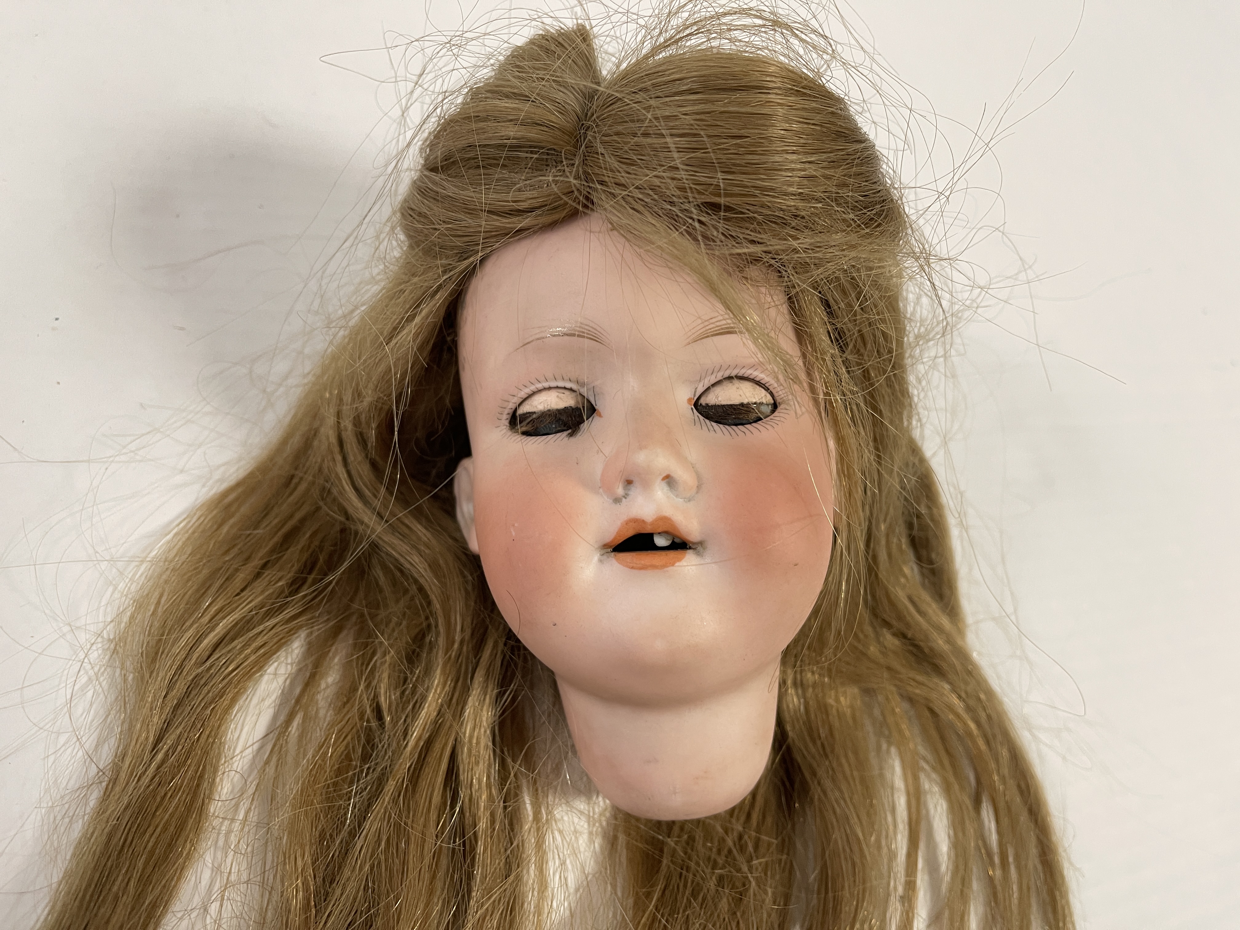 Armand Marseille Puppenkopf Porzellan Puppe 15 cm - Zustand siehe Fotos 