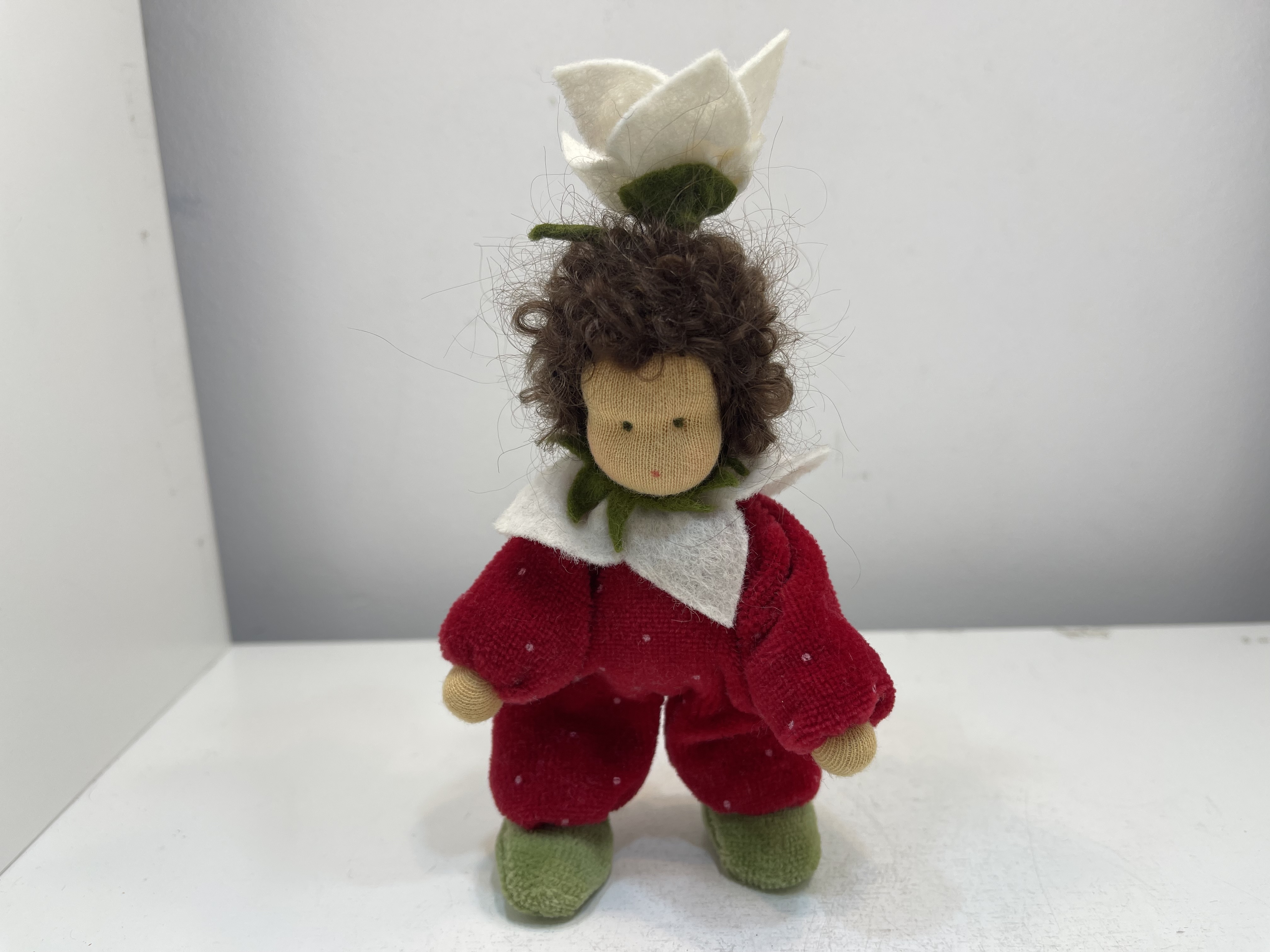 Alte Puppe Sammler Stoff Puppe 12 cm. Zustand siehe Fotos  