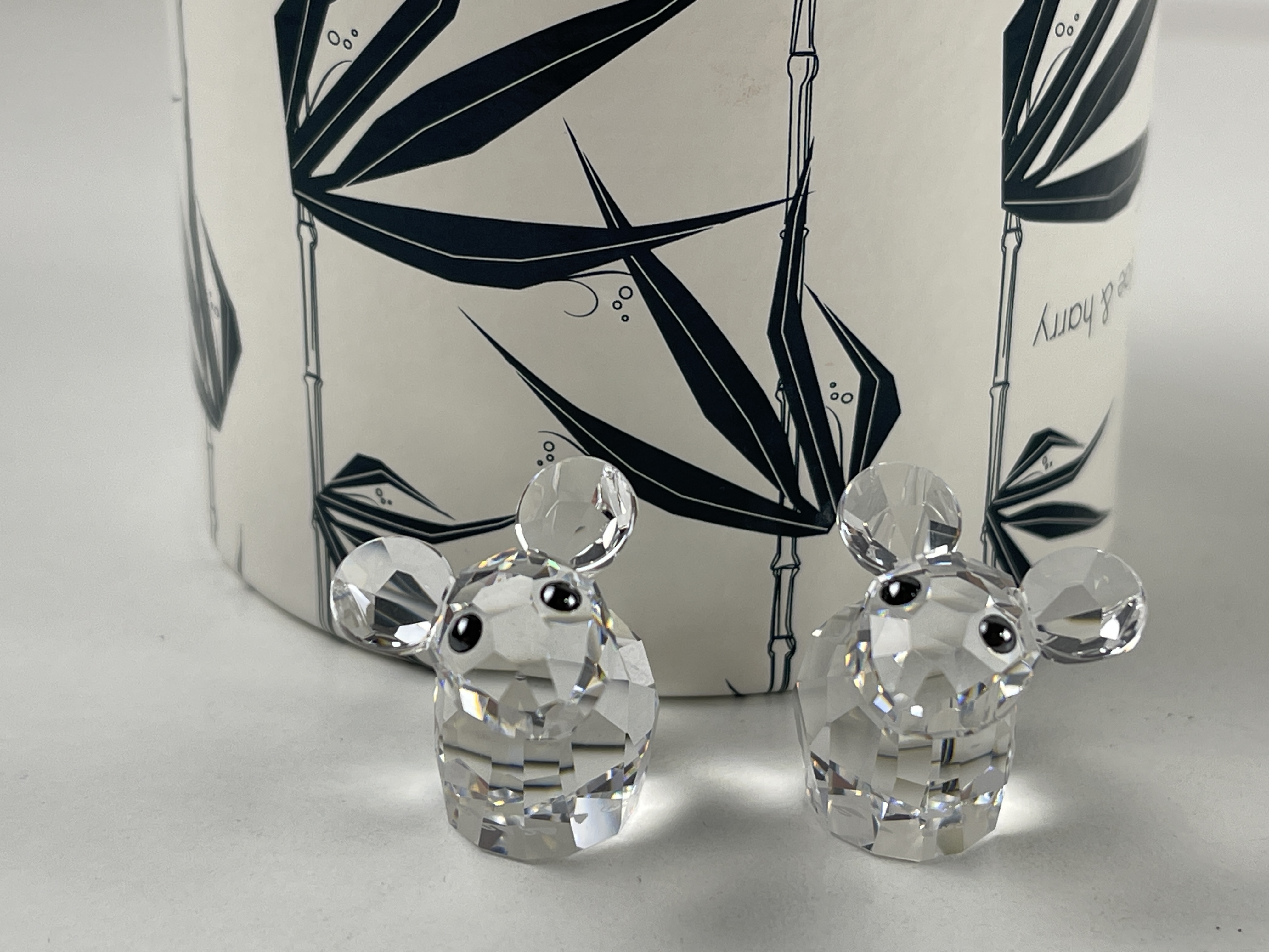 Swarovski Figuren 843090 Joe & Harry 2,8 cm. Mit Ovp & Zertifikat.    