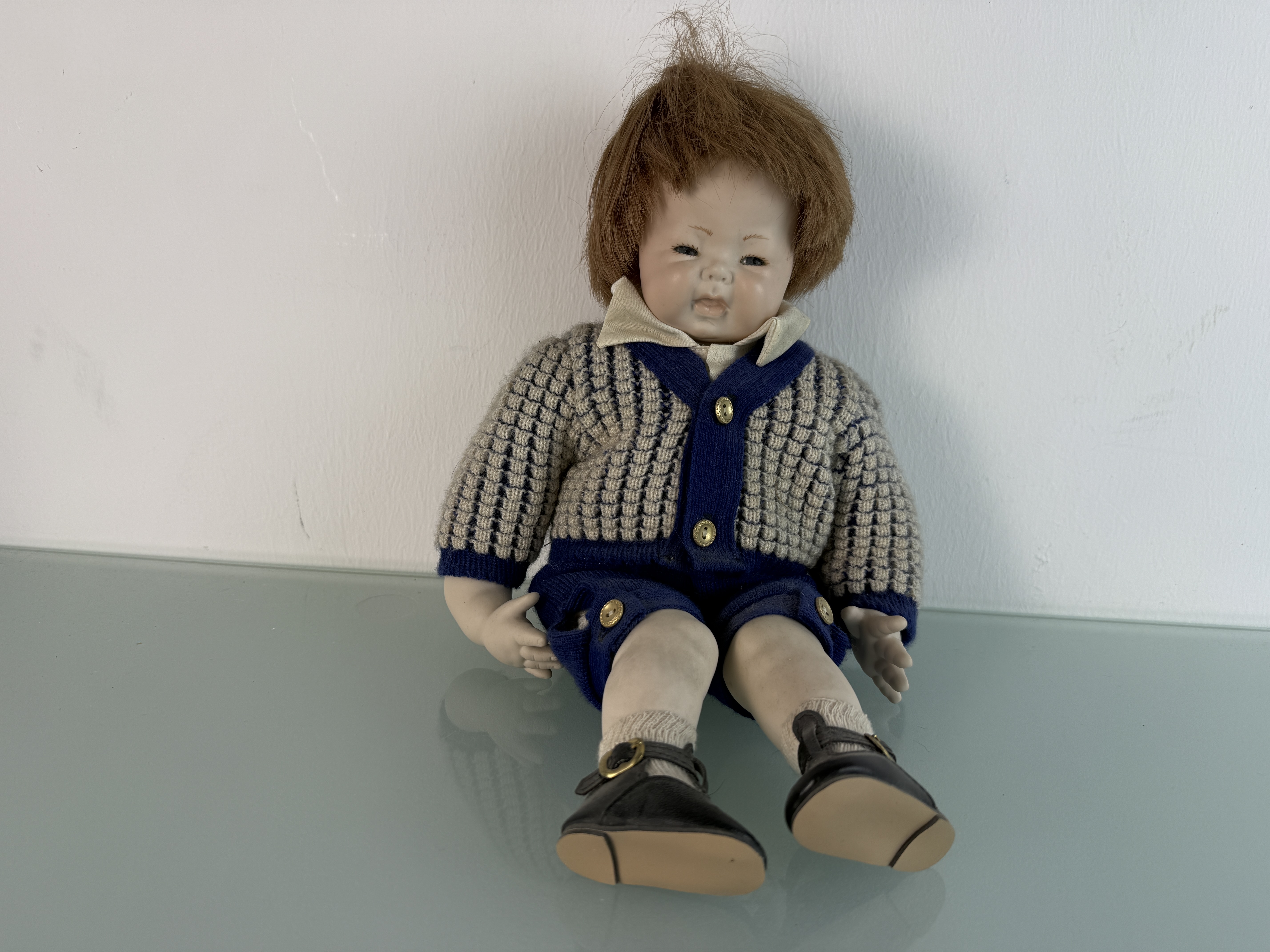 Künstlerpuppe Sammler Porzellankopf Puppe 38 cm Zustand Siehe Fotos.   