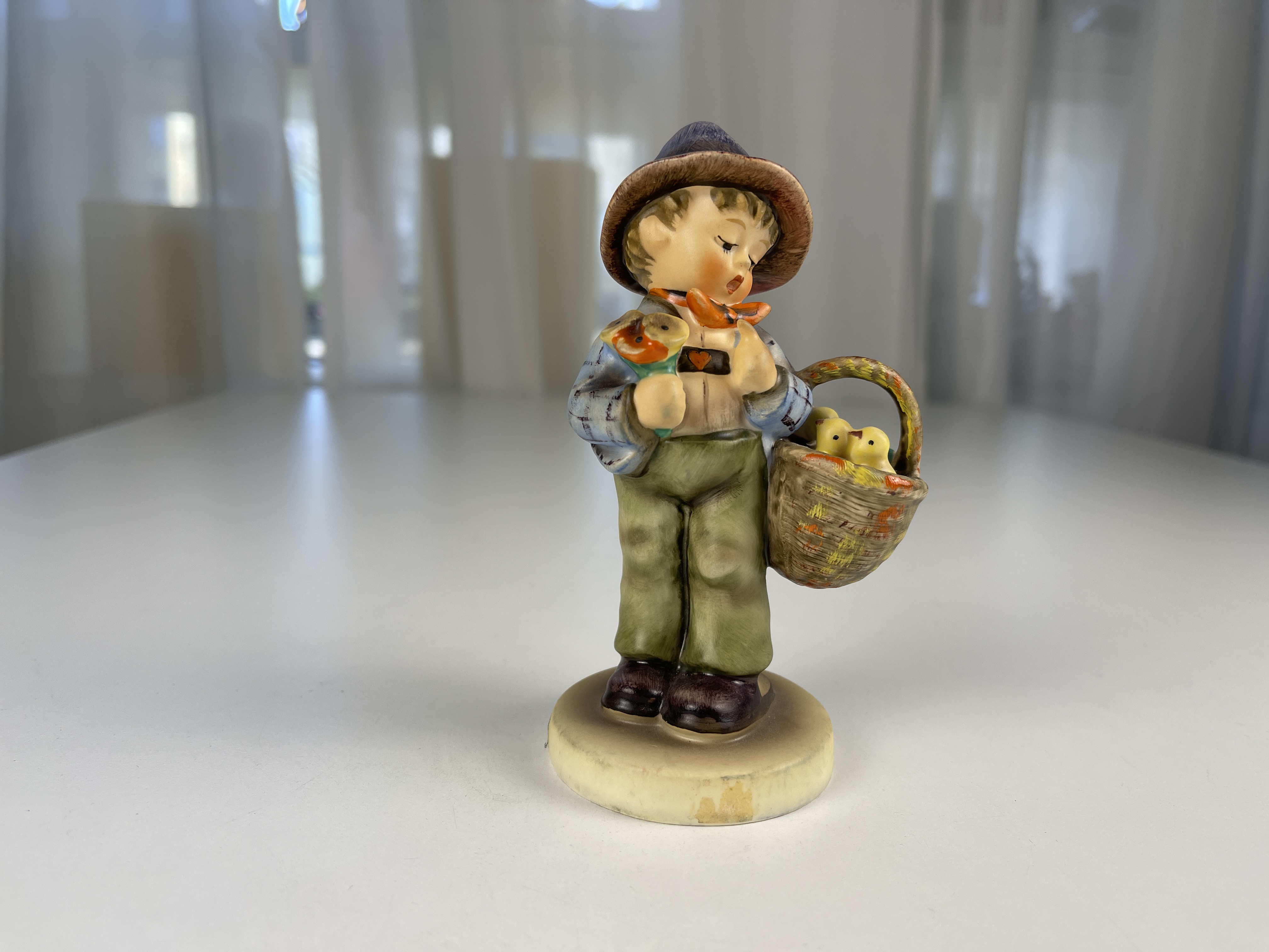 Hummel Figur 378 Ostergruß 13 cm. 1 Wahl. Top Zustand 