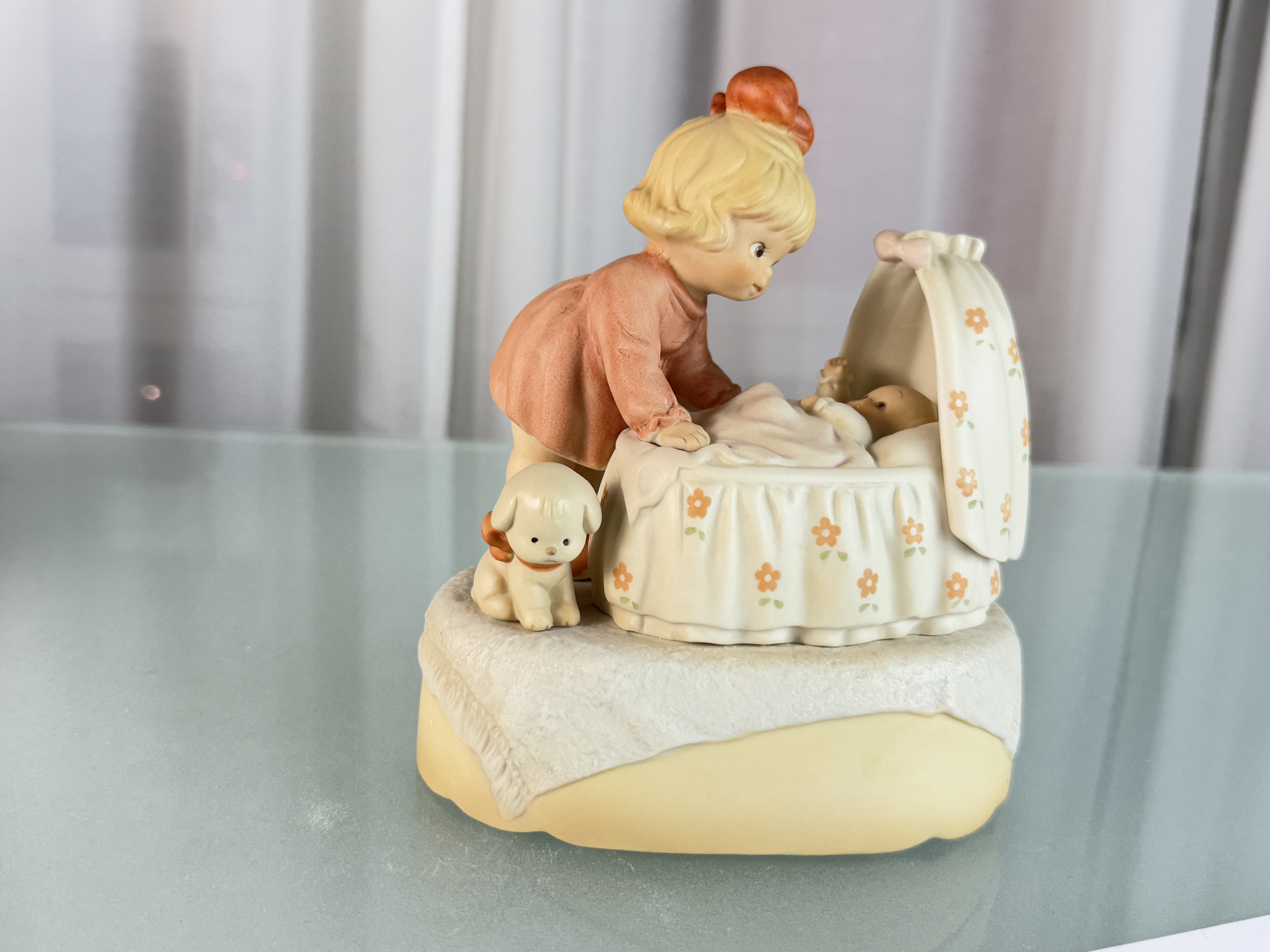 Sammlerfigur Spieluhr Memories of Yesterday Figur 15,5 cm 1 Wahl Top Zustand  