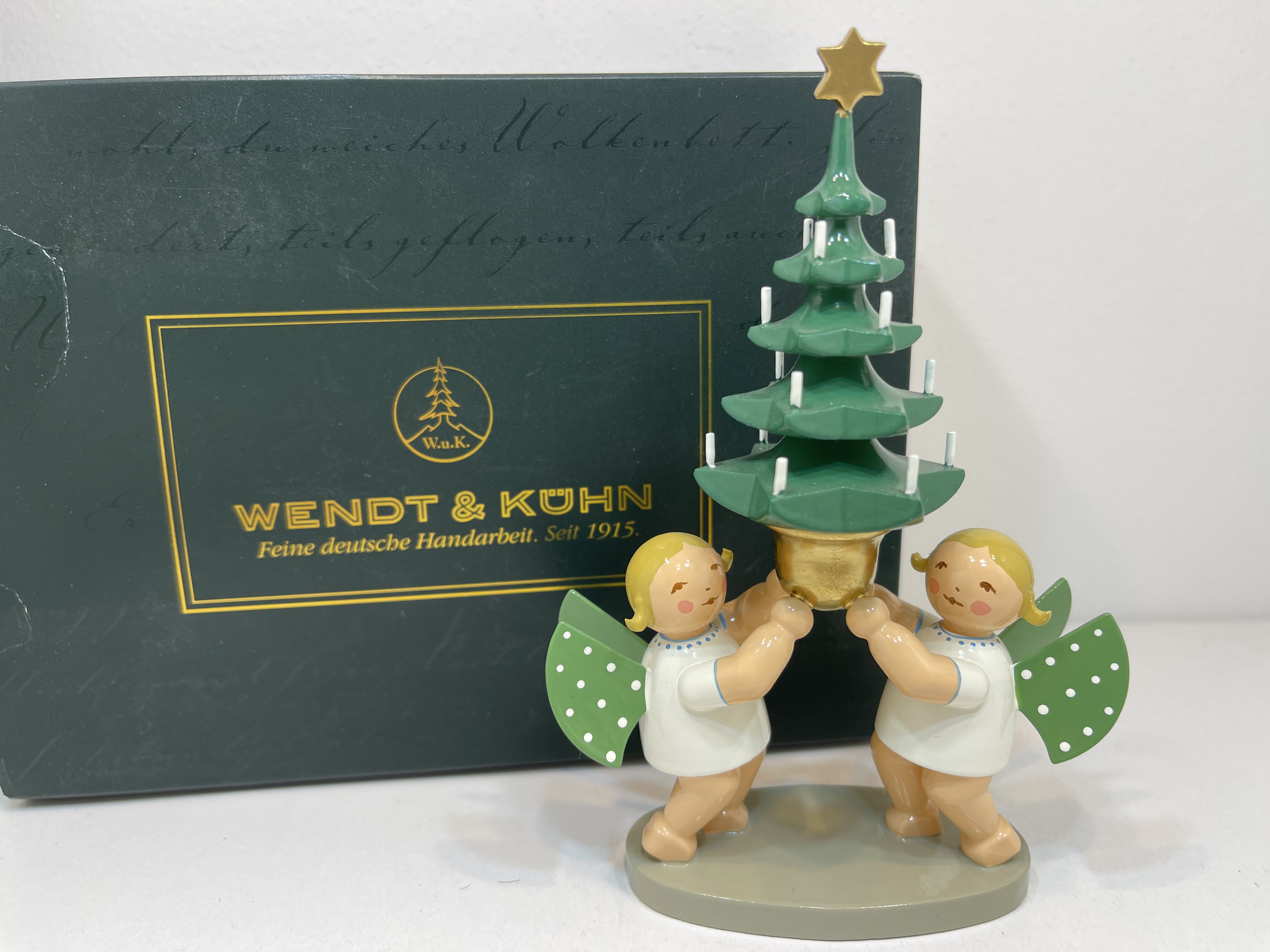 Wendt und Kühn Erzgebirge Figur Engel 13,8 cm + OVP - Top Zustand  