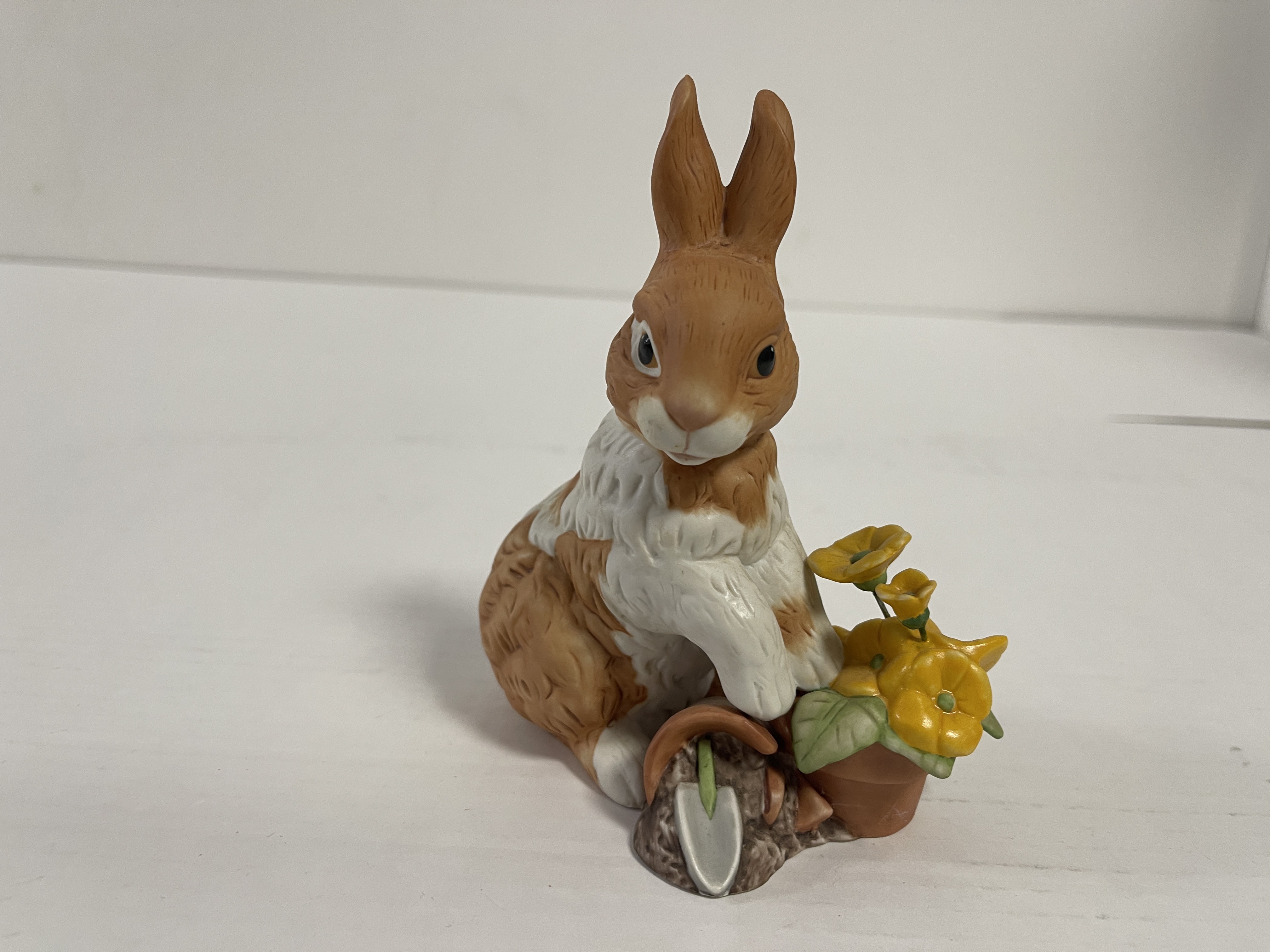 Goebel Figur Jahreshase 2007 Porzellan 14 cm. 1 Wahl. Top Zustand.