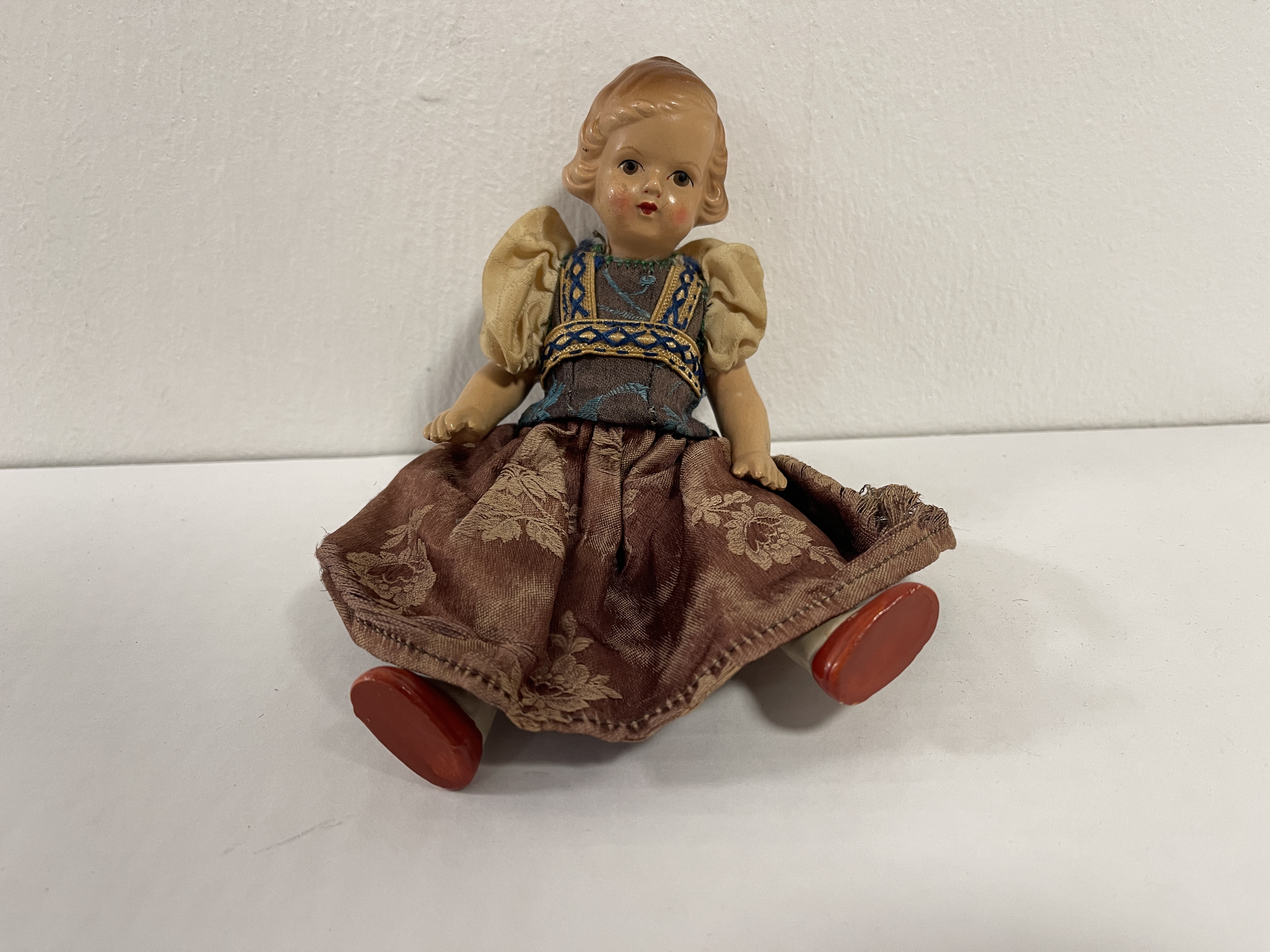 Künstler Sammler Zelluloid Puppe 19 cm. Zustand siehe Fotos    
