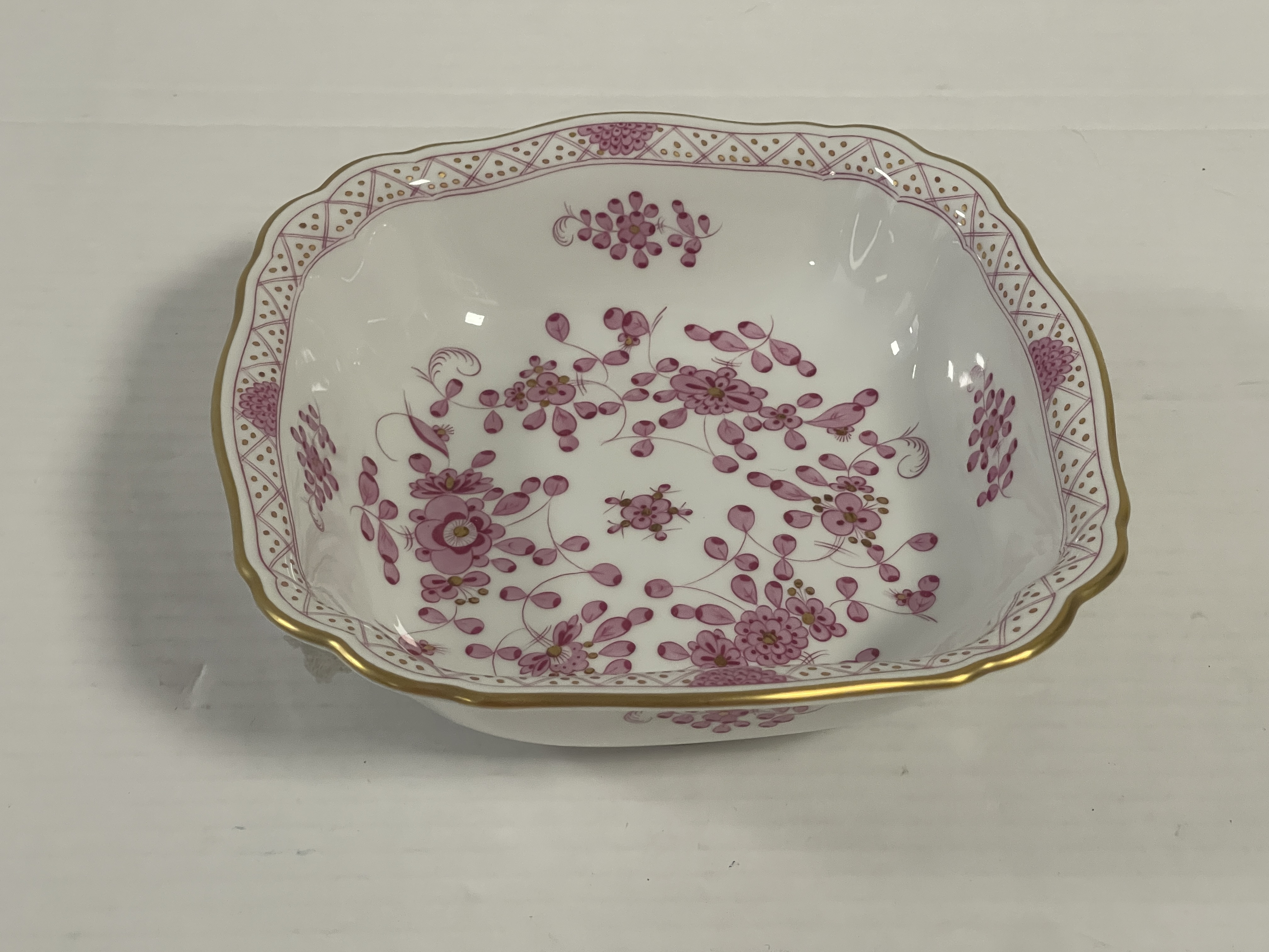   Meissen Porzellan  Schale 19 x 5,5 cm. - Top Zustand 