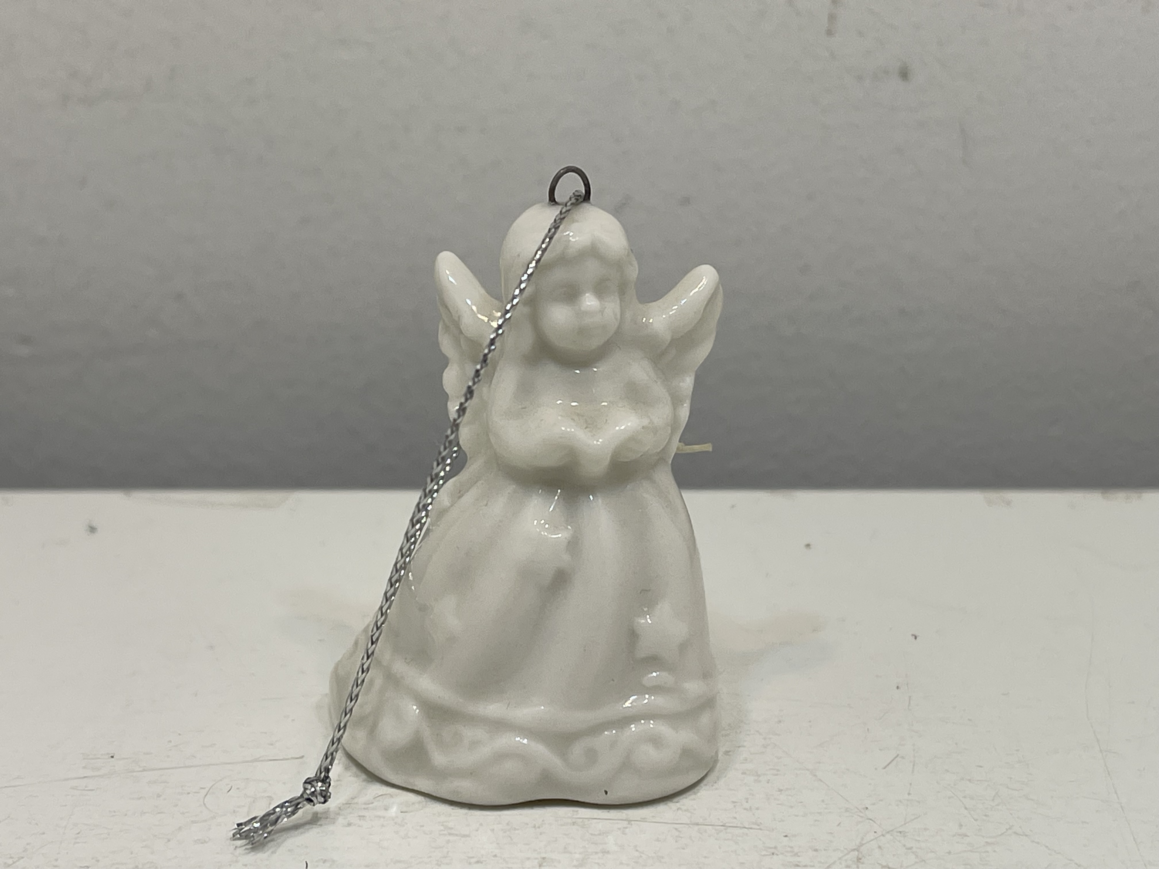 Porzellan Sammler Figur Engel Glocke 5,5 cm.  1 Wahl - Top Zustand   