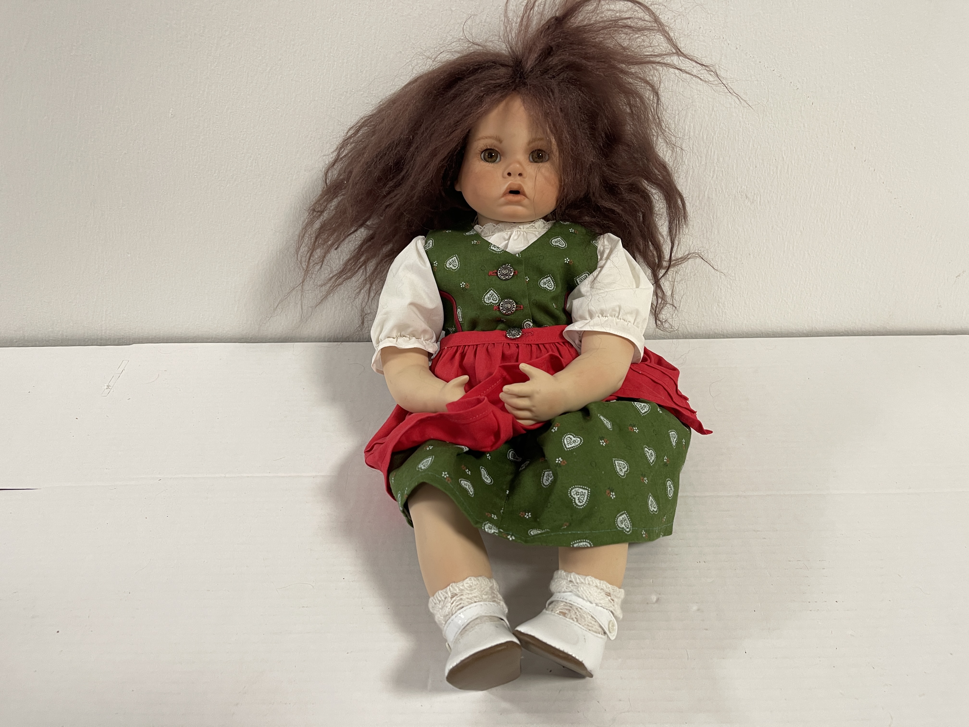 Künstlerpuppe Porzellan Puppe 46 cm. Top Zustand 