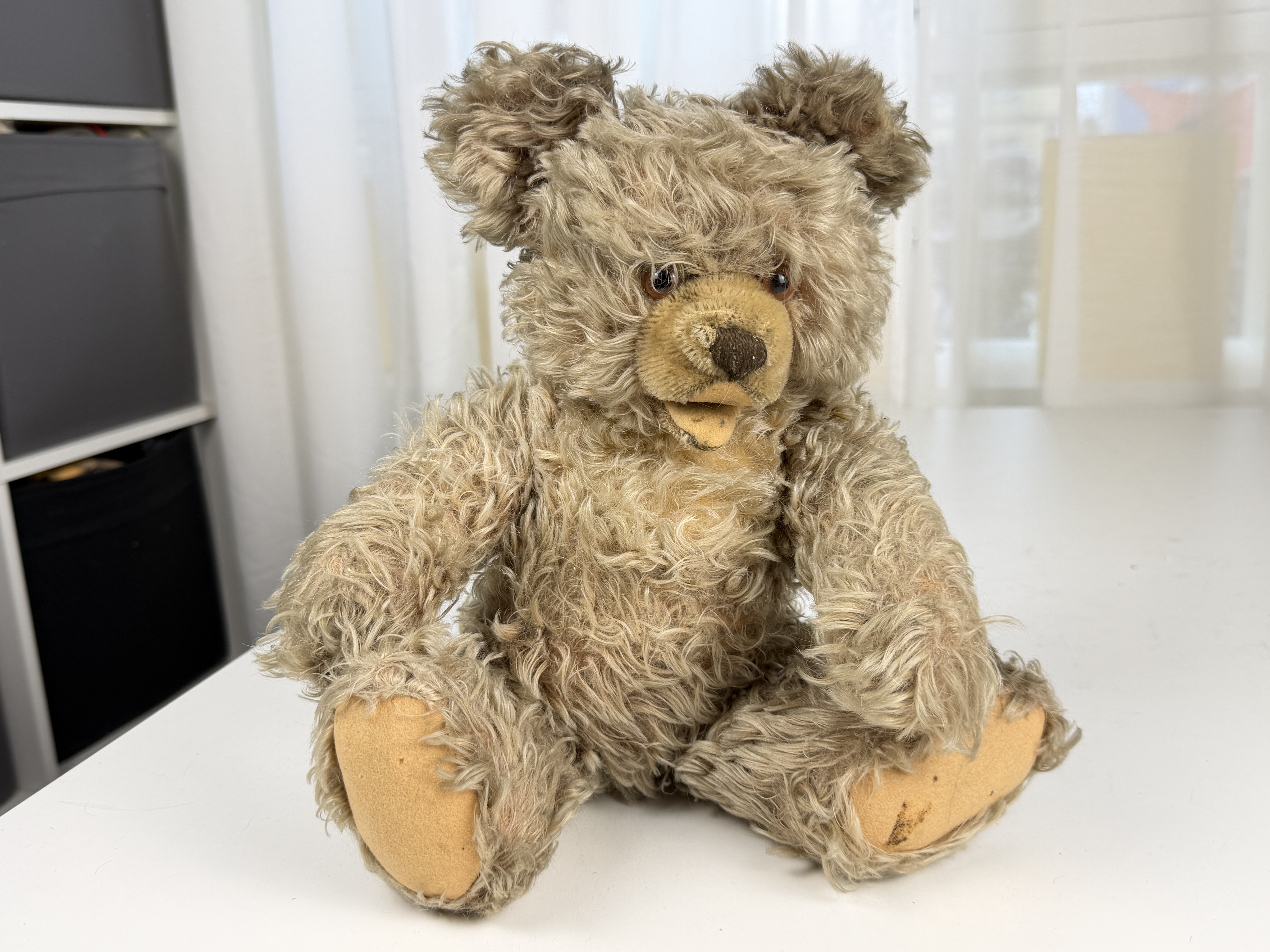 Künstlerbär Alter Teddybär 38 cm. Zustand - siehe Fotos.