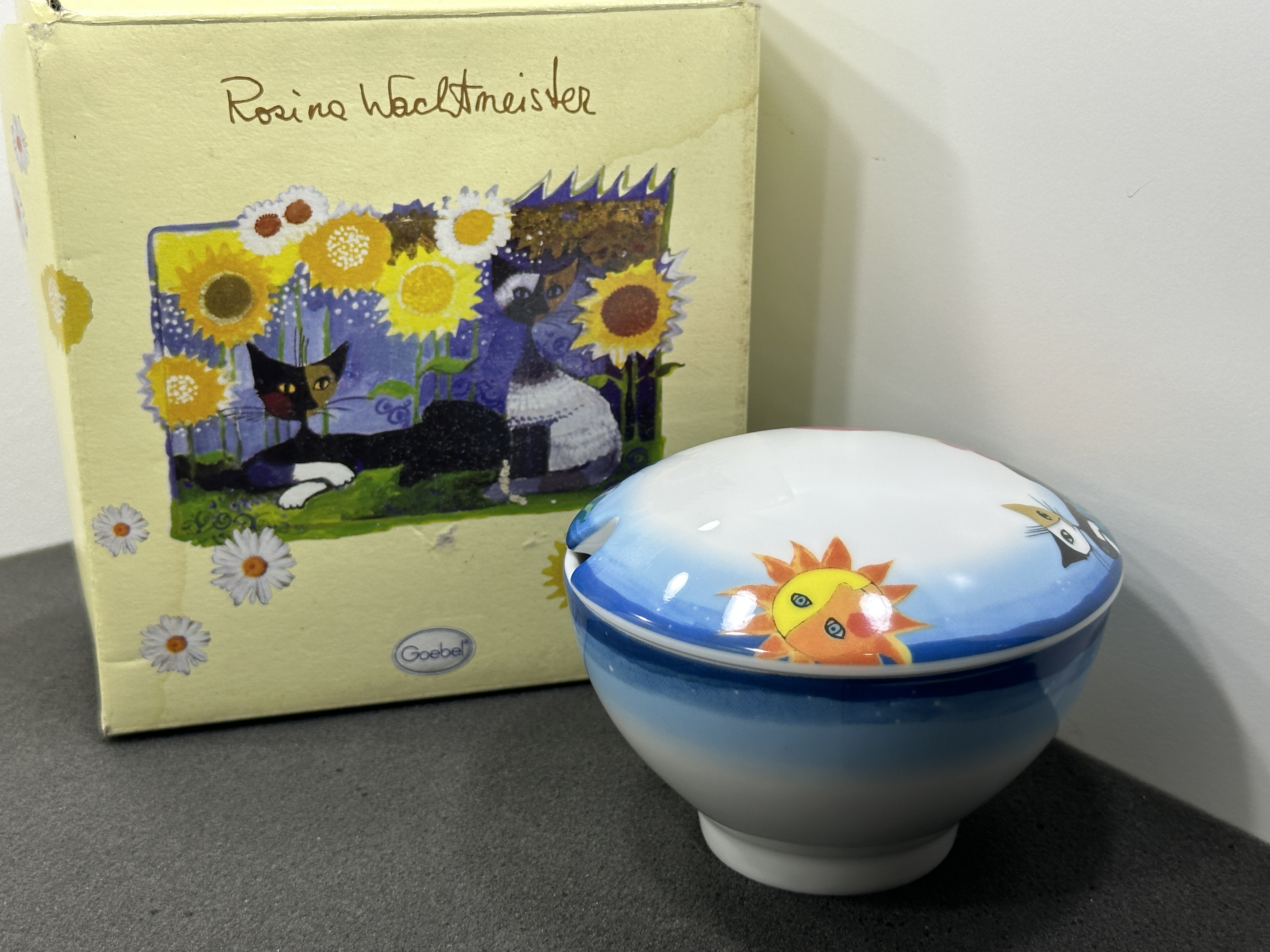 Goebel Rosina Wachtmeister 66 532 41 7 Parmesan Dose 7,5 cm. - Top Zustand