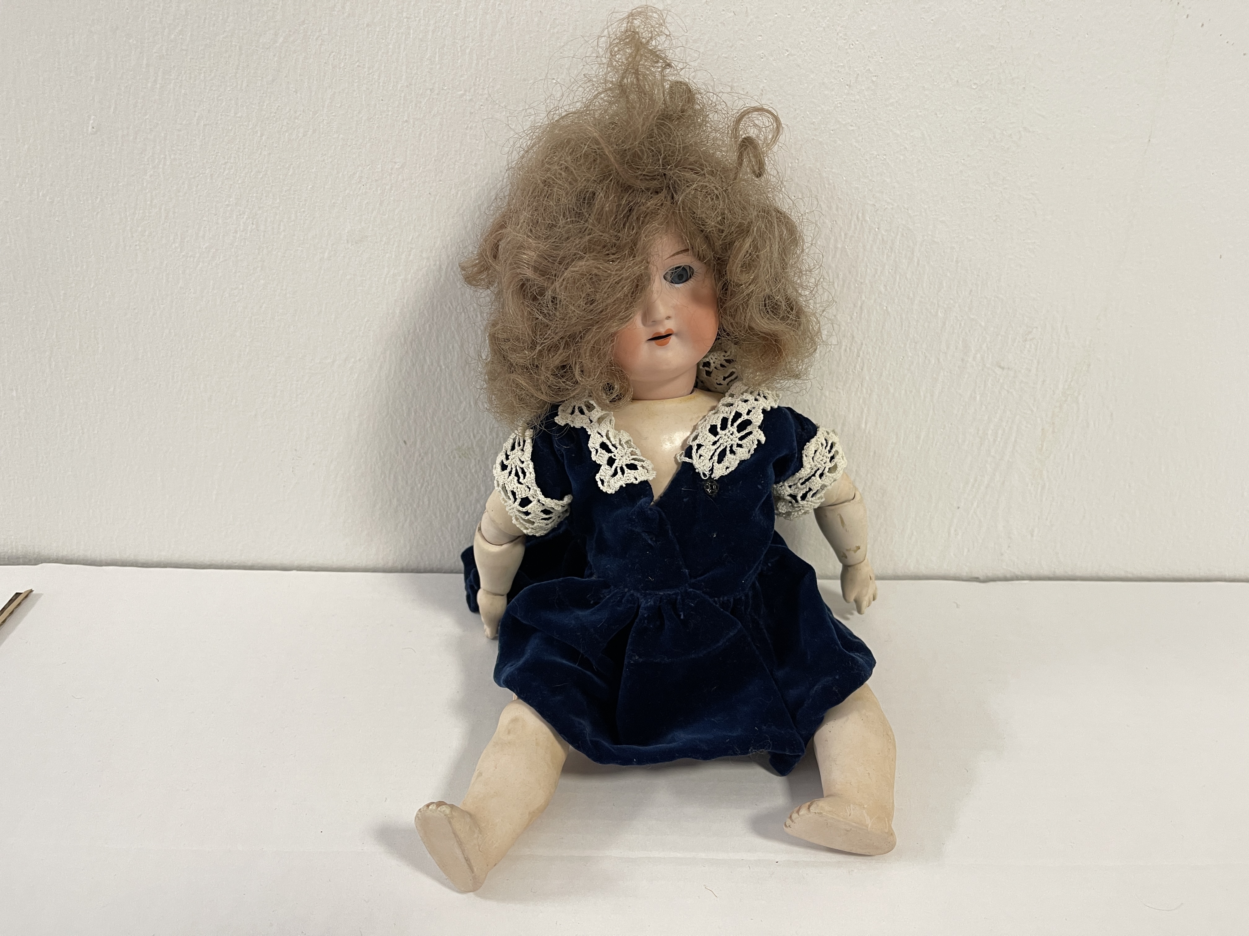 Künstlerpuppe Heubach Köppelsdorf Puppe 32 cm. Zustand Siehe Fotos 