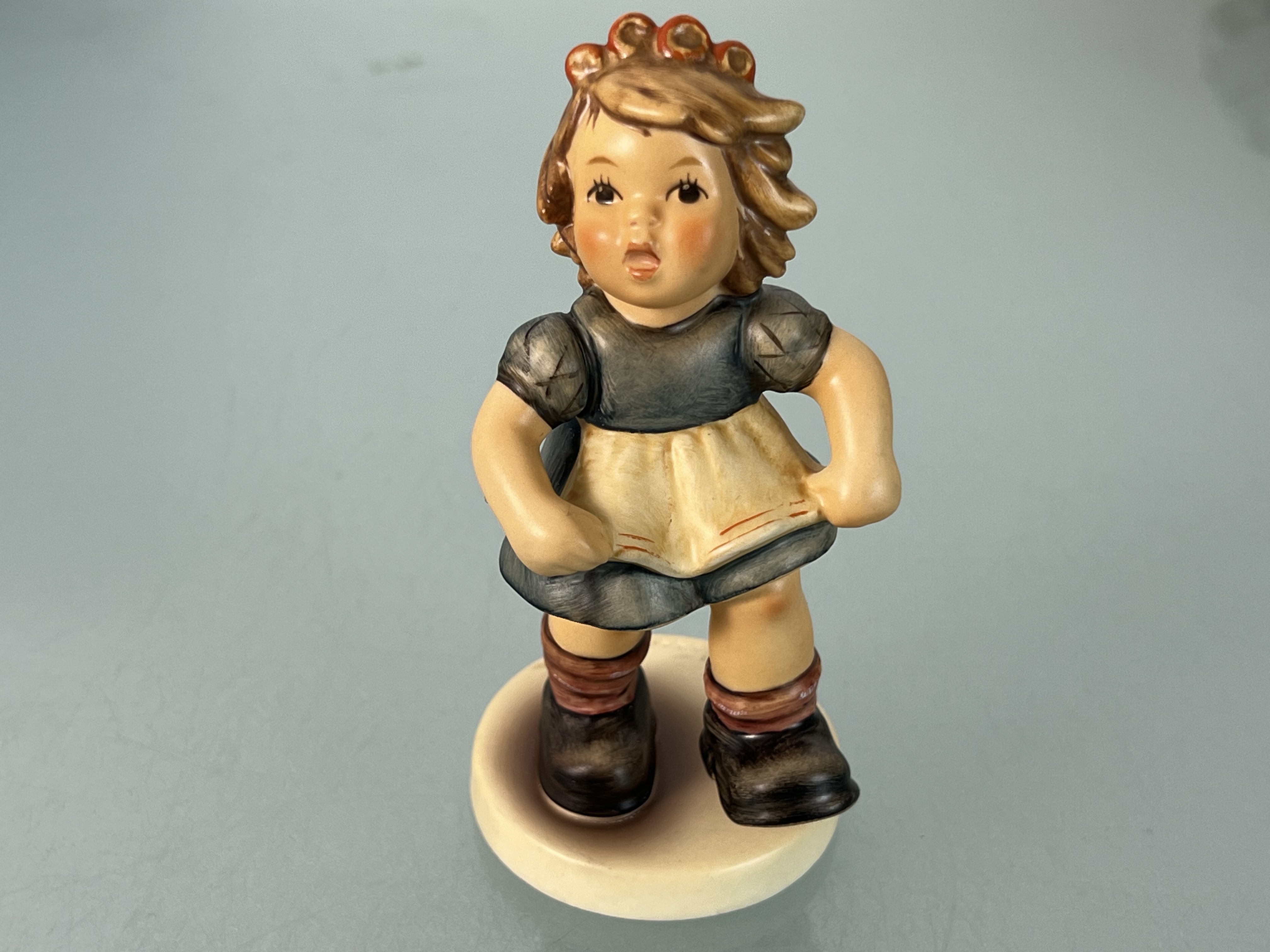 Hummel Figur 2108/A Komm Tanz mit Mir 11,2 cm. 1 Wahl. Top Zustand