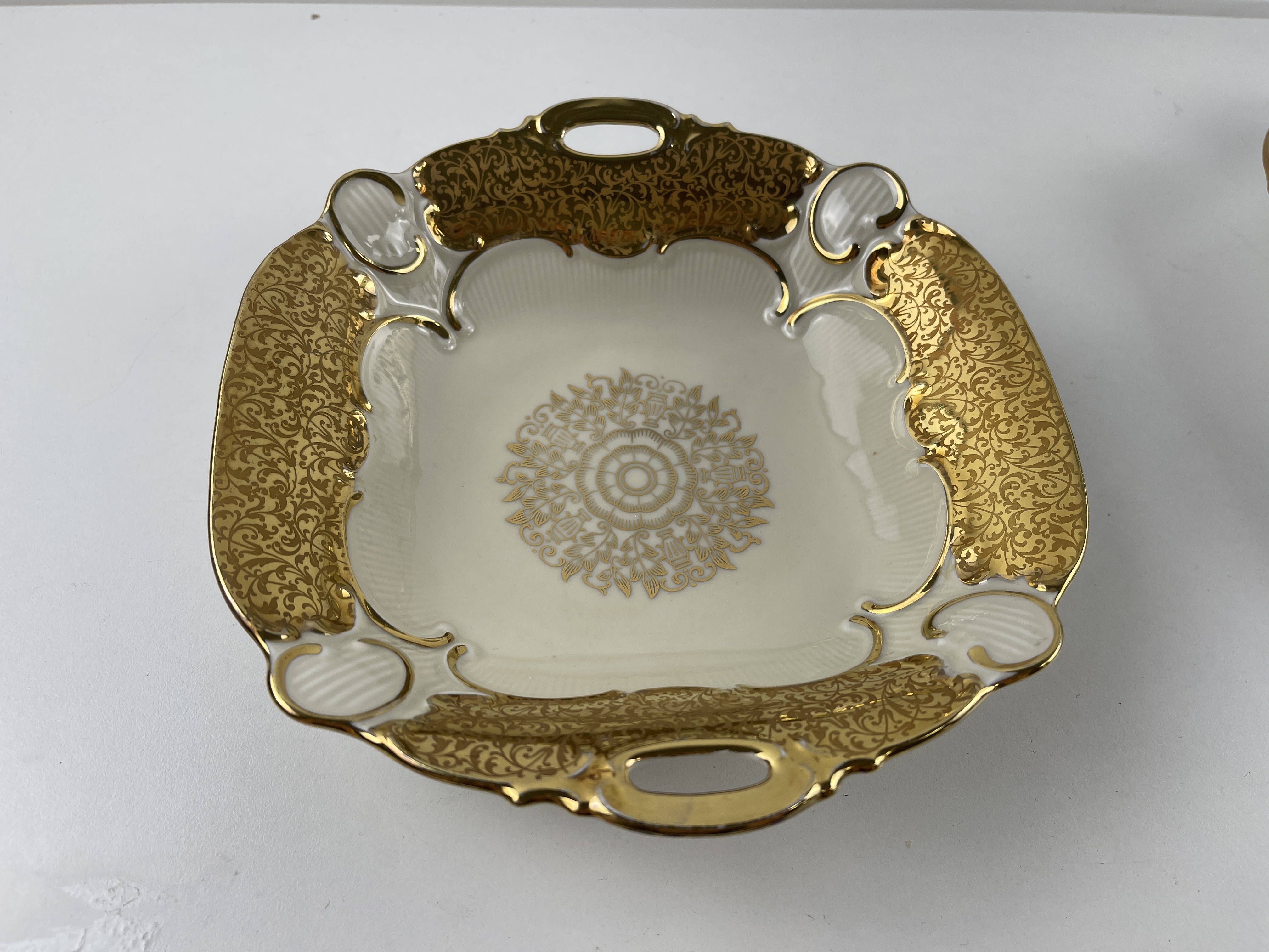 Porzellan Sammler Teller 4 x 20 cm. 1 Wahl - Top Zustand   