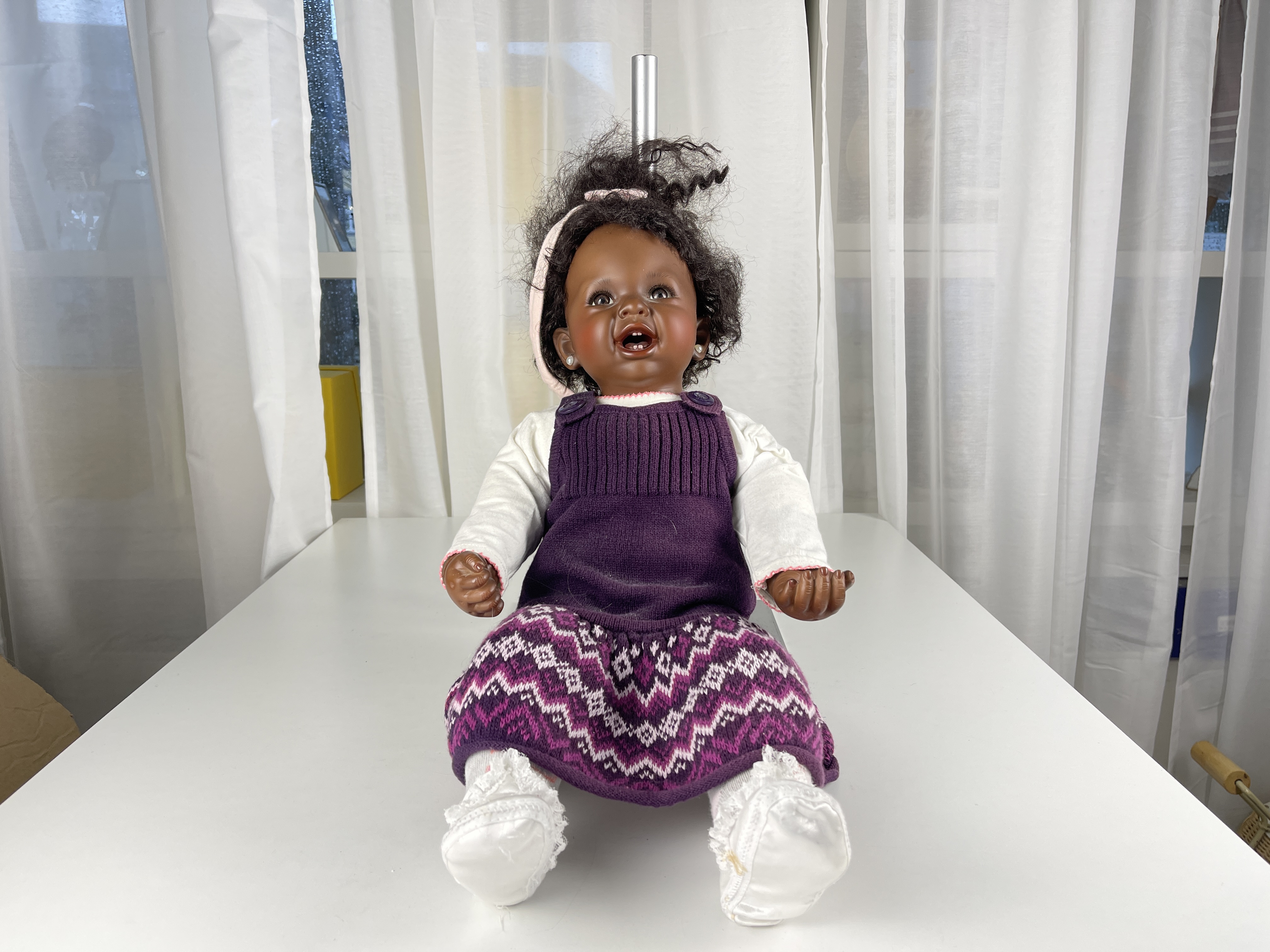 Oncrown Vinyl Puppe 45 cm. Zustand siehe Fotos 