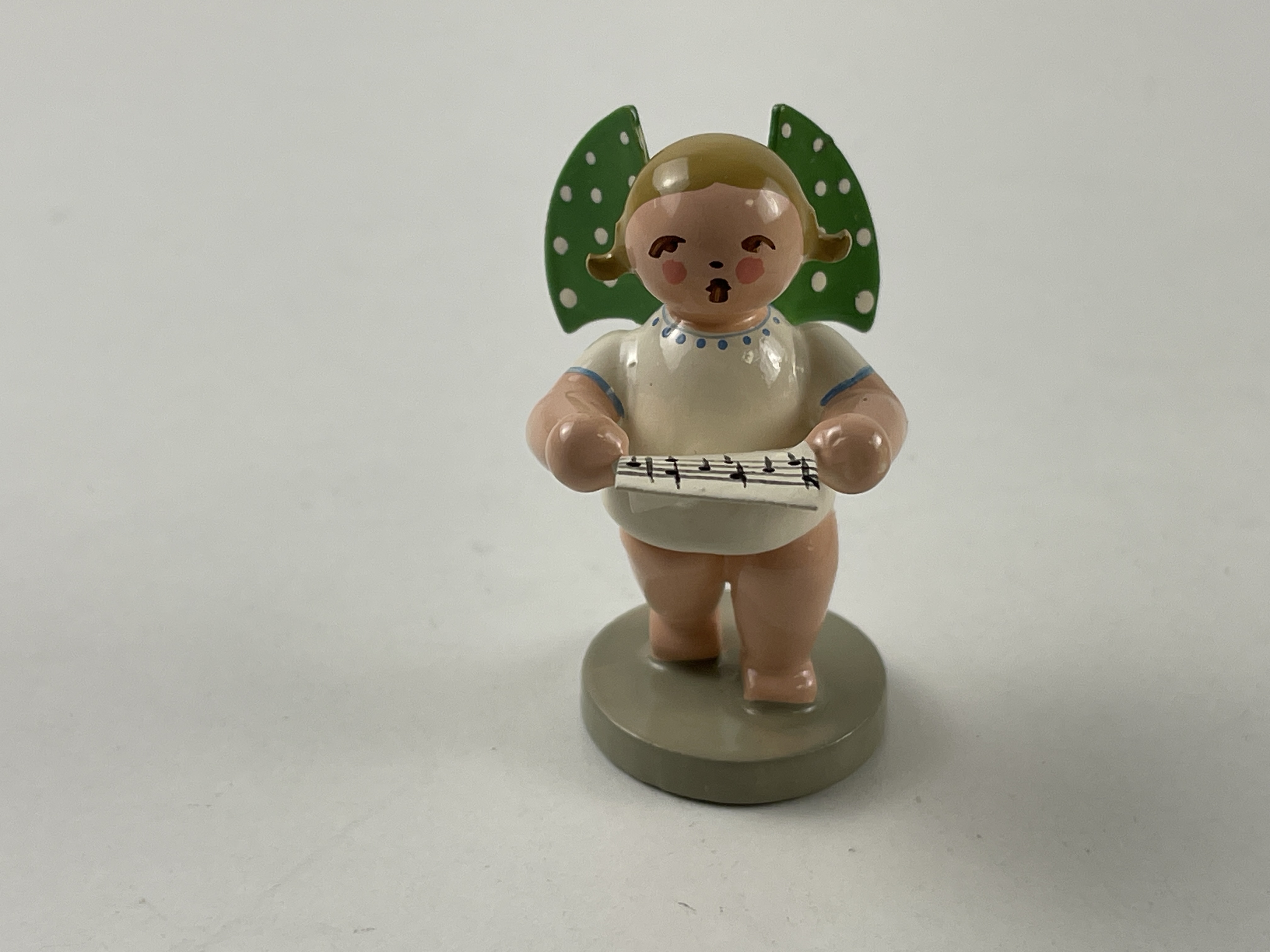 Wendt und Kühn Erzgebirge Figur Engel 6 cm. Top Zustand 