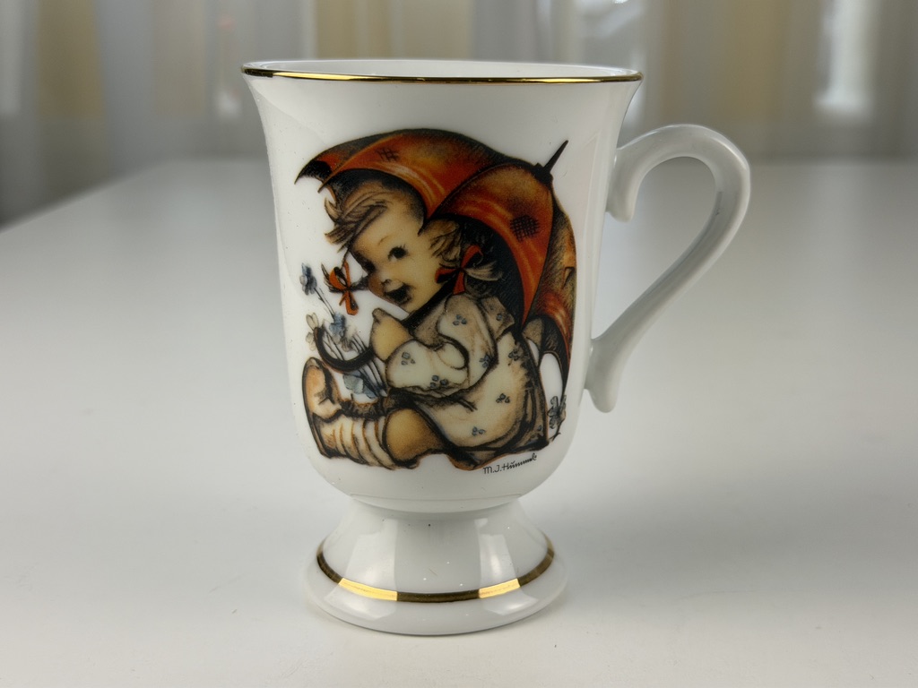 M.I. Hummel Tasse 11,7 cm. 1 Wahl. Top Zustand.    