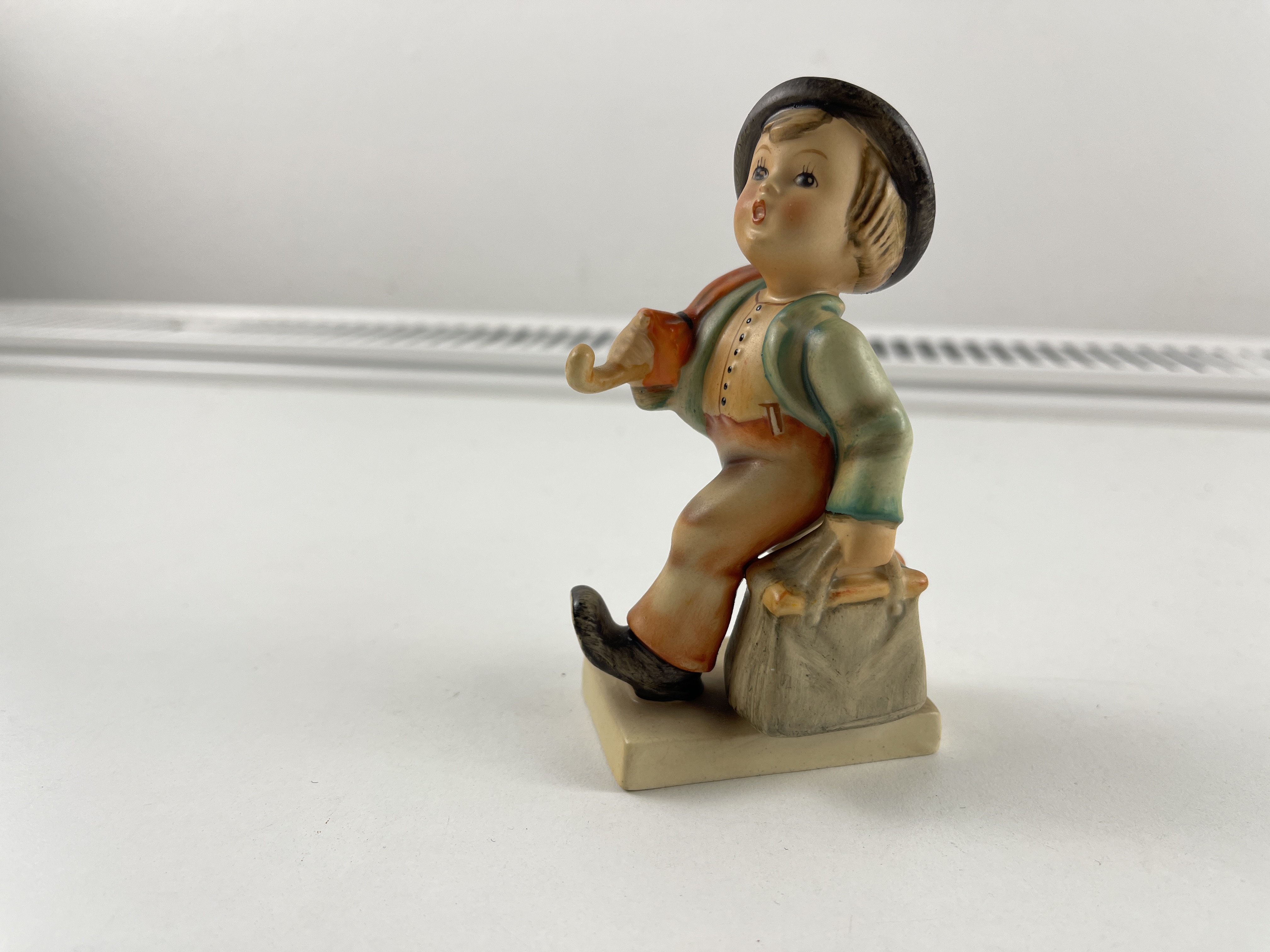 Hummel Figur 11 2/0 Wanderbub 11 cm. 1 Wahl. Top Zustand