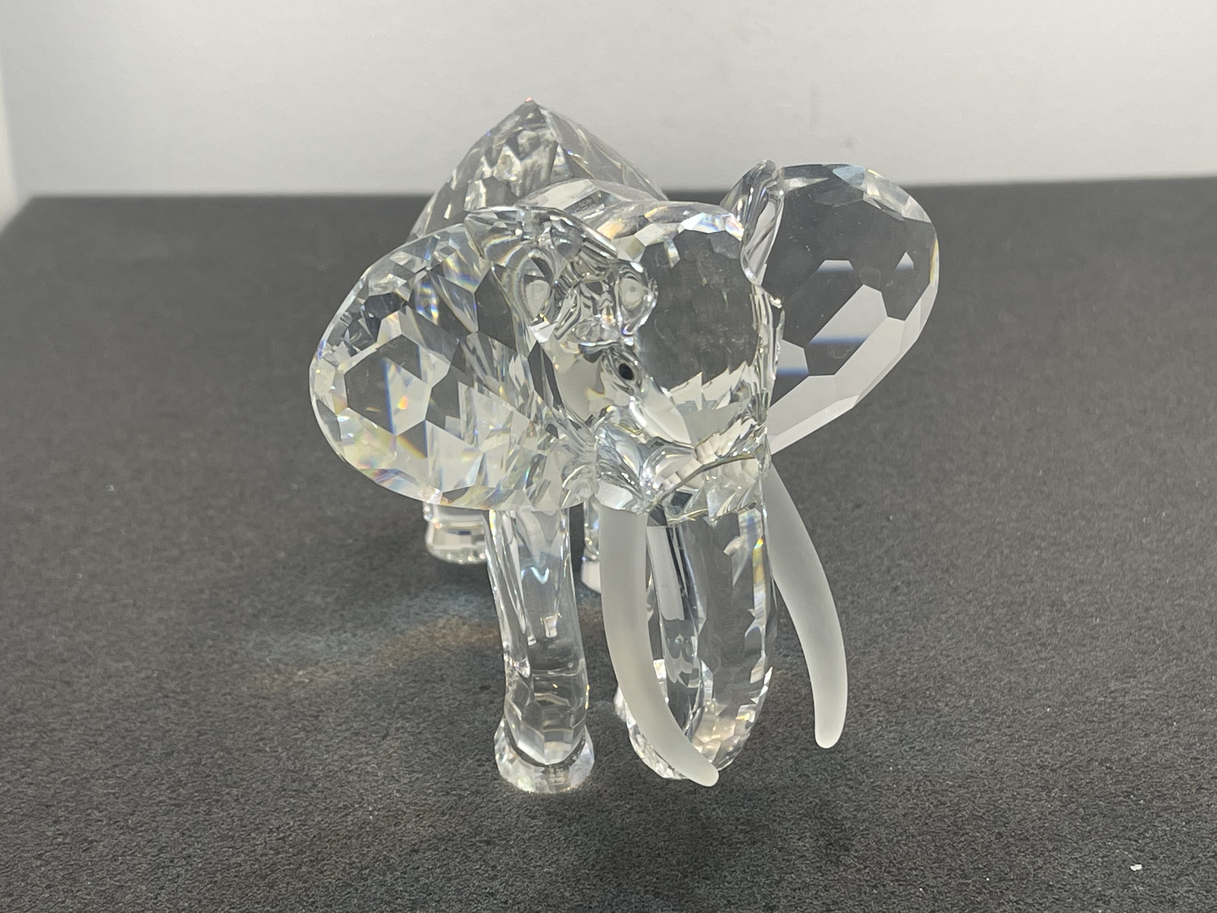 Swarovski Figur 169970 Jahresfigur 1993. Der Elefant 11 cm. - Top Zustand 
