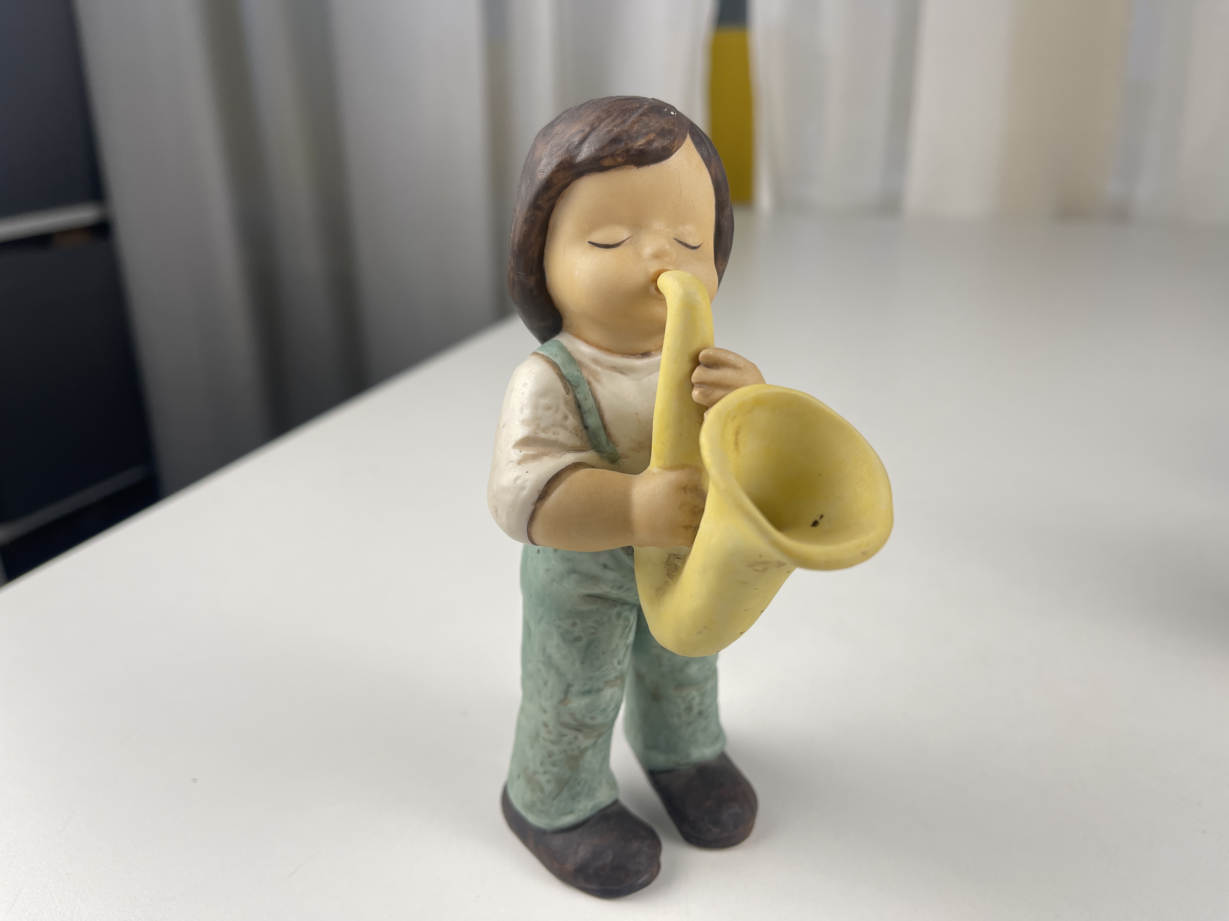  Goebel Figur Nina Marco 14,5 cm.- 1 Wahl. Top Zustand