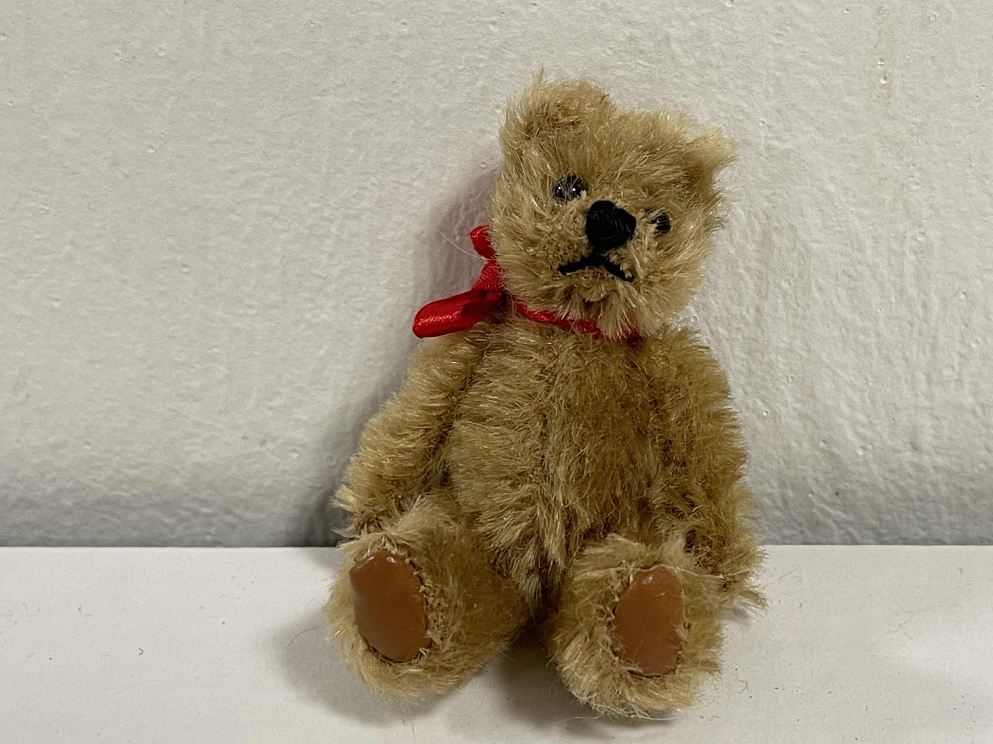 Künstlerbär Teddybär 8 cm. Zustand siehe Fotos 