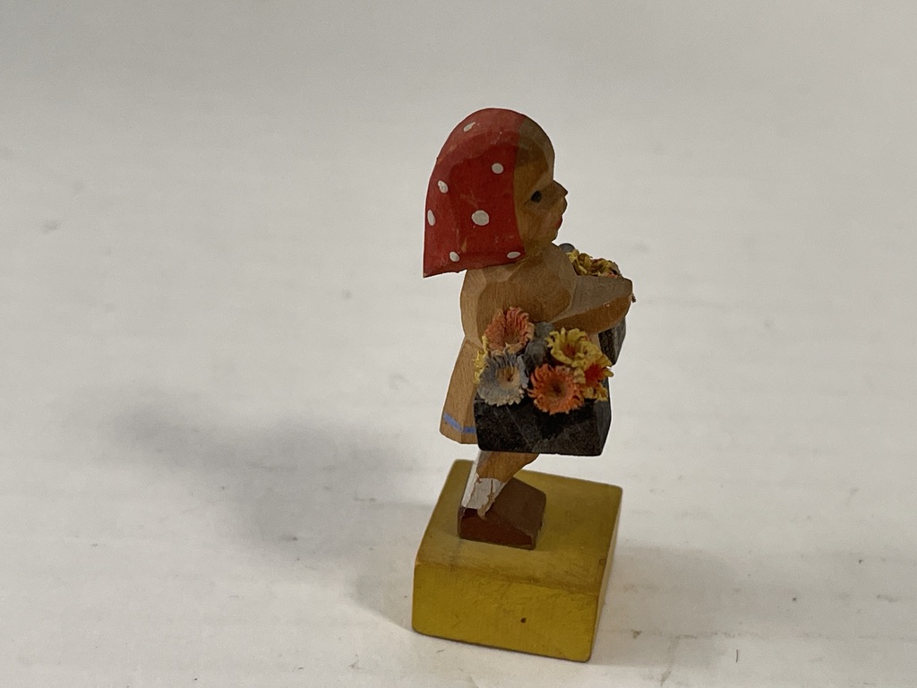  Erzgebirge Figur 5 cm. Zustand siehe Fotos  