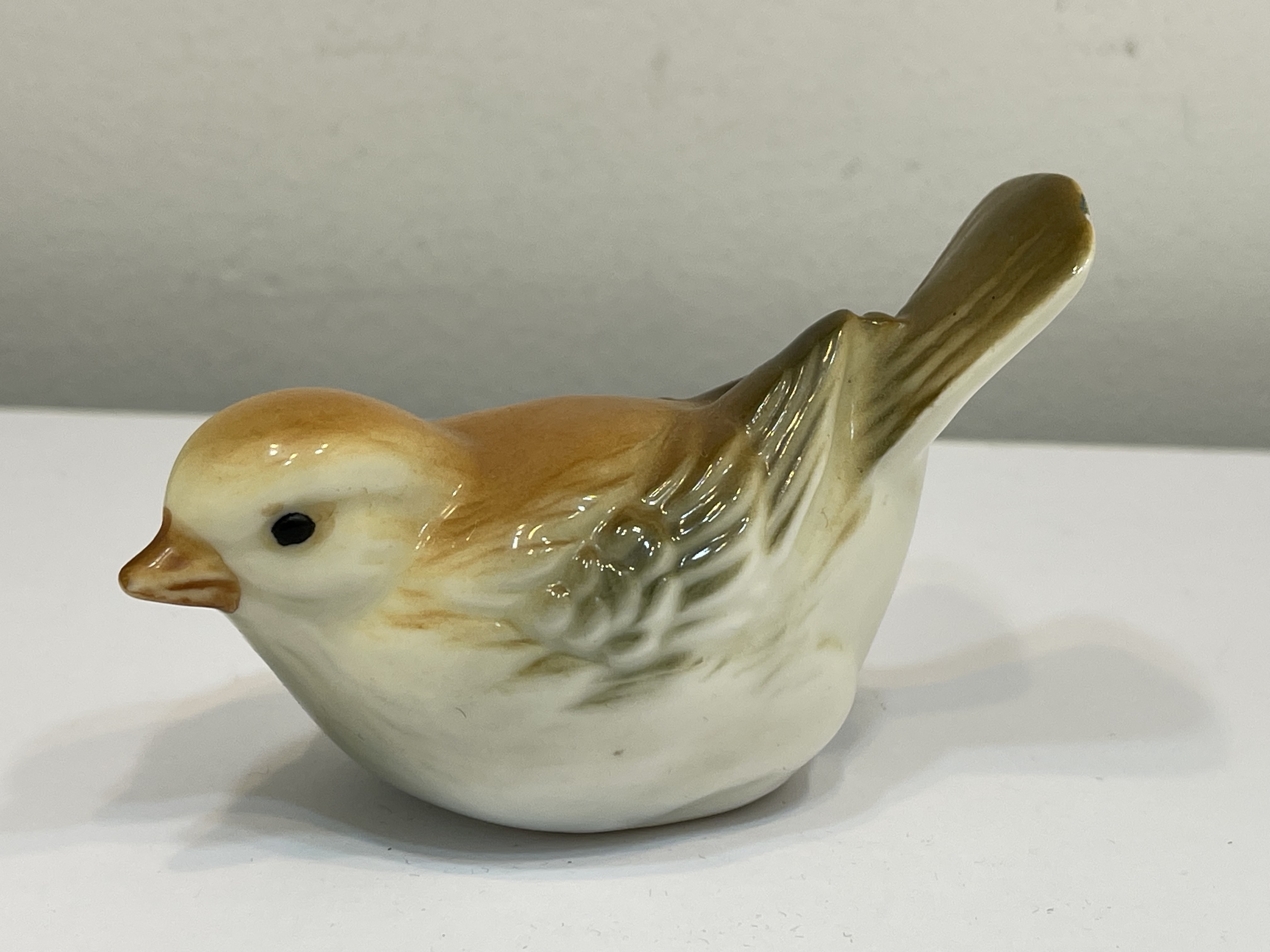 Sammler Figur Porzellan Vogel 8 x 4 cm. Top Zustand 