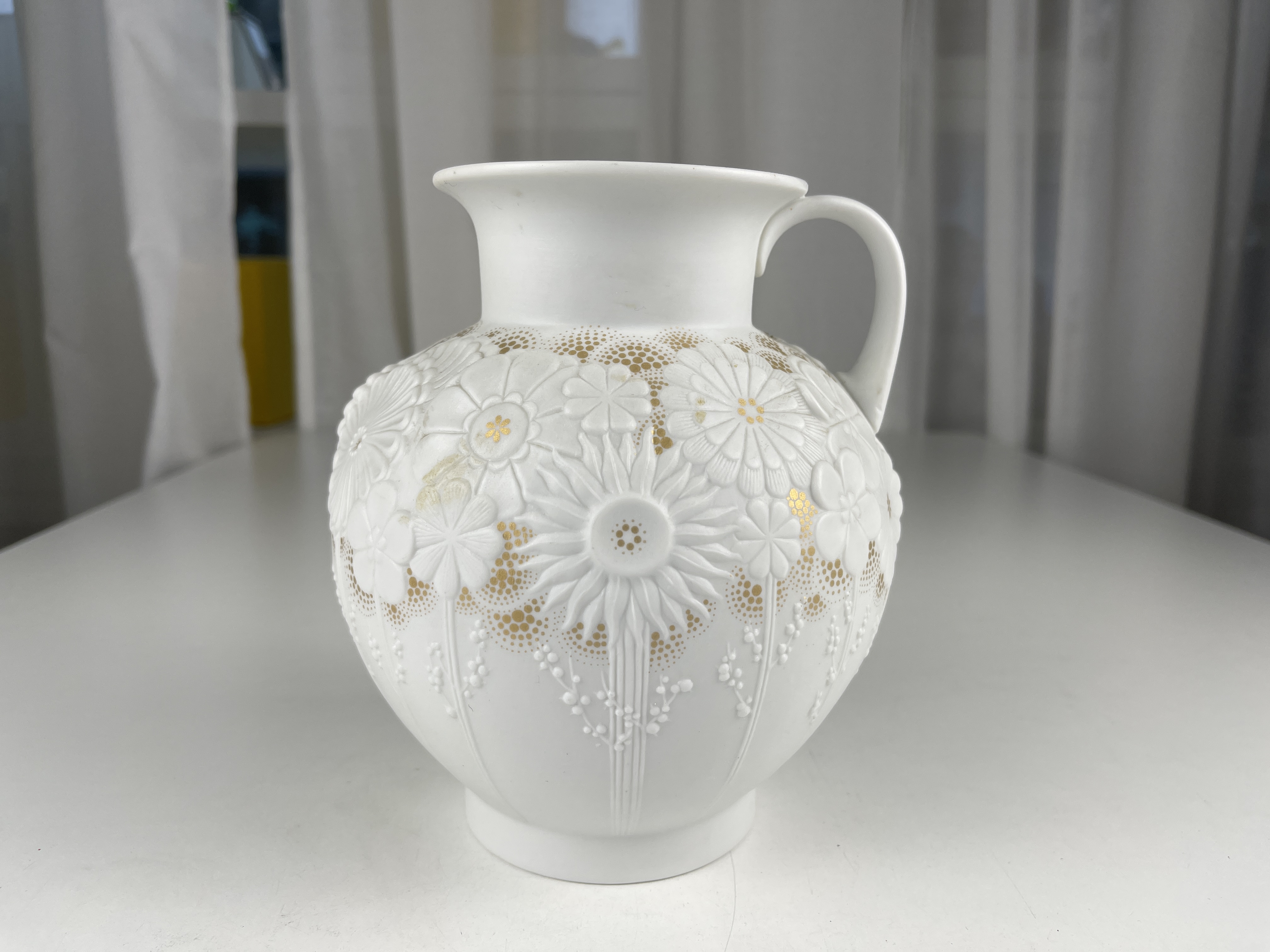 Kaiser Porzellan Vase 18 cm - Top Zustand  