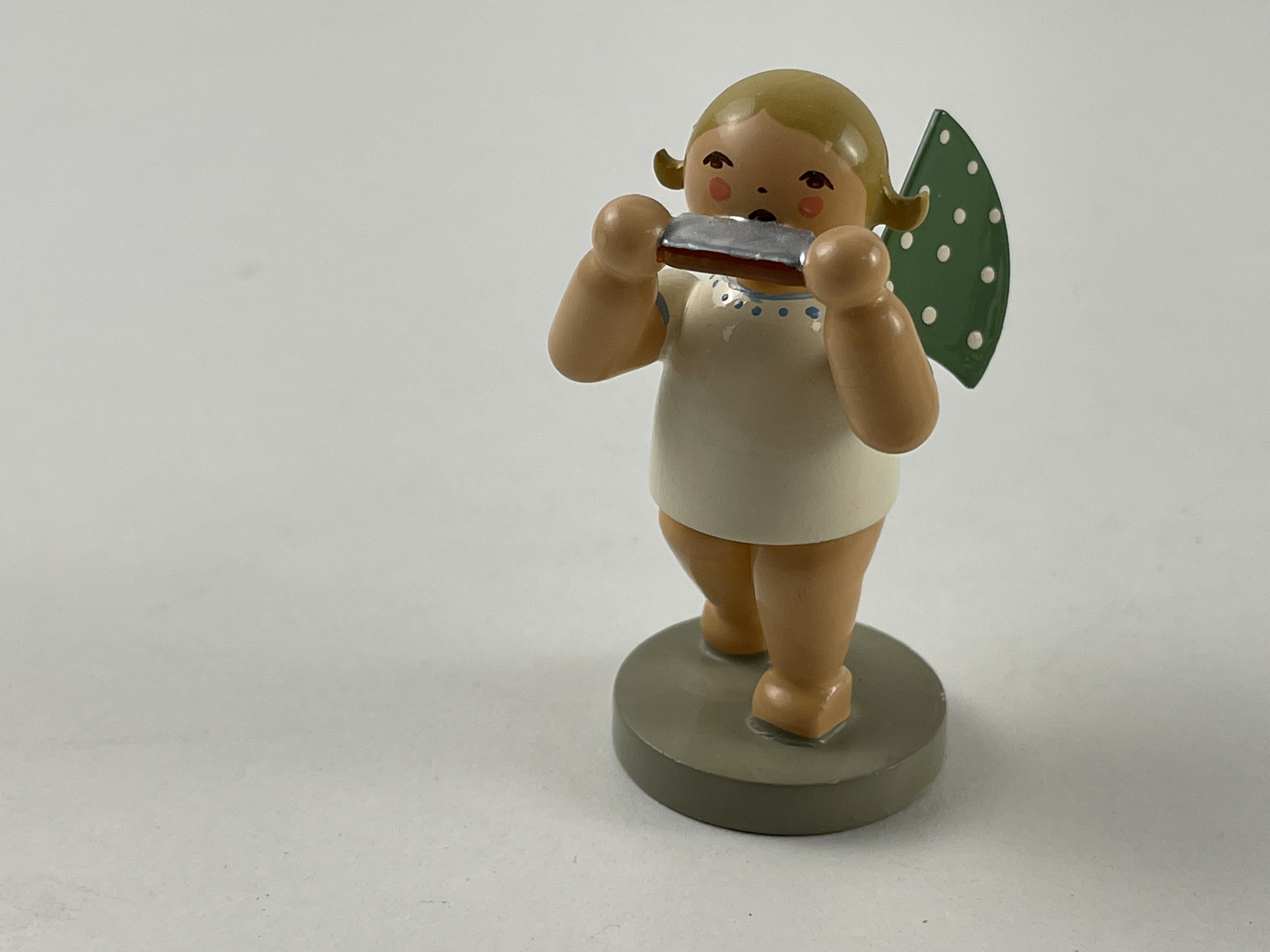 Erzgebirge Wendt und Kühn Figur Engel 6 cm. Zustand siehe Fotos   
