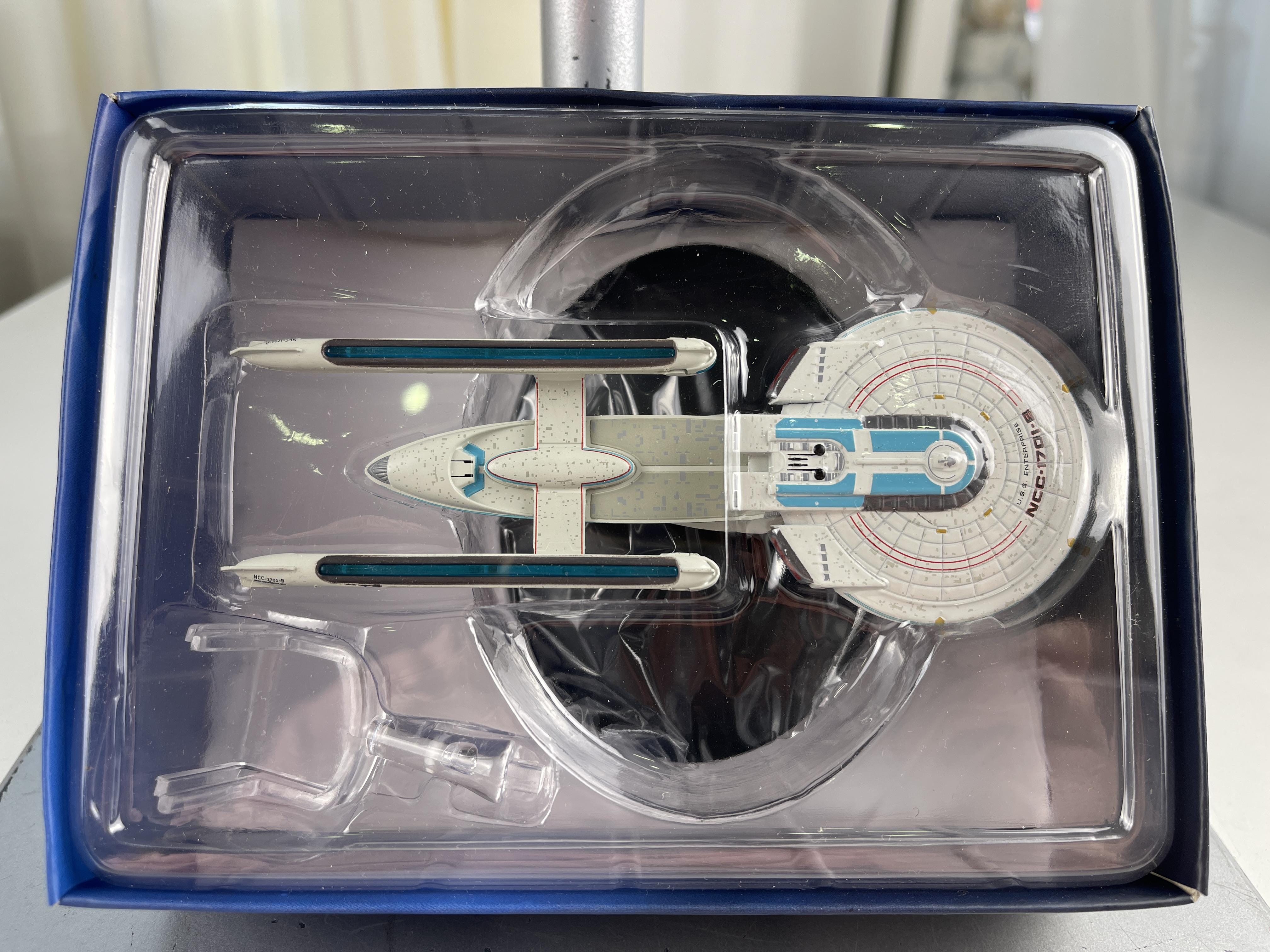 Star Trek U.S.S Enterprise Raumschiff ca. 14 cm - OVP - Top Zustand 