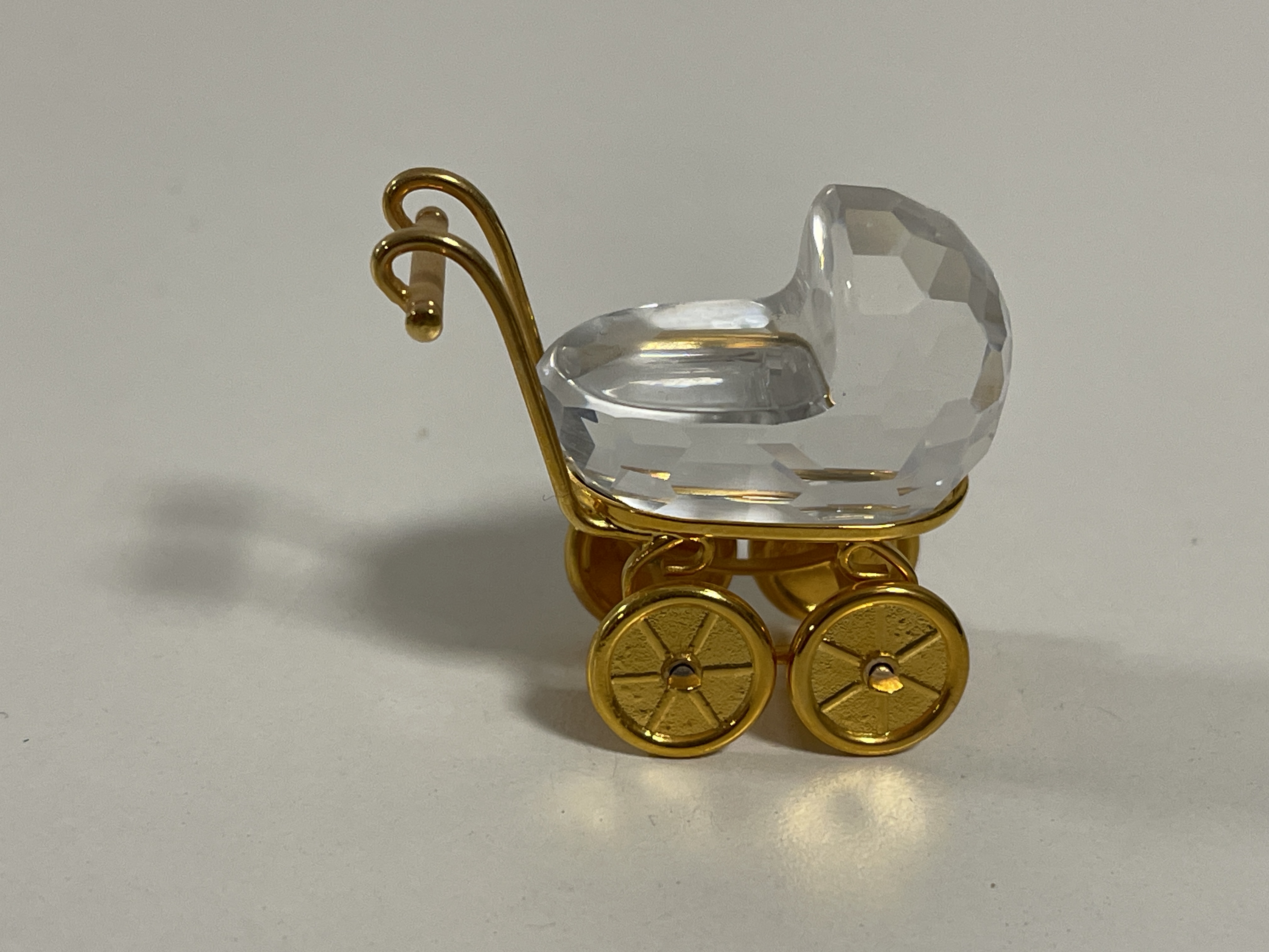 Swarovski Figur 626865 Kinderwagen 4 cm. Top Zustand 