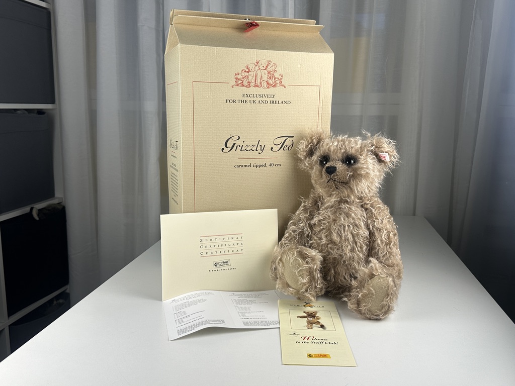 Steiff Tier 661402 Teddybär Grizzly Bär "caramel tipped 40 cm mit OVP in Top Zustand