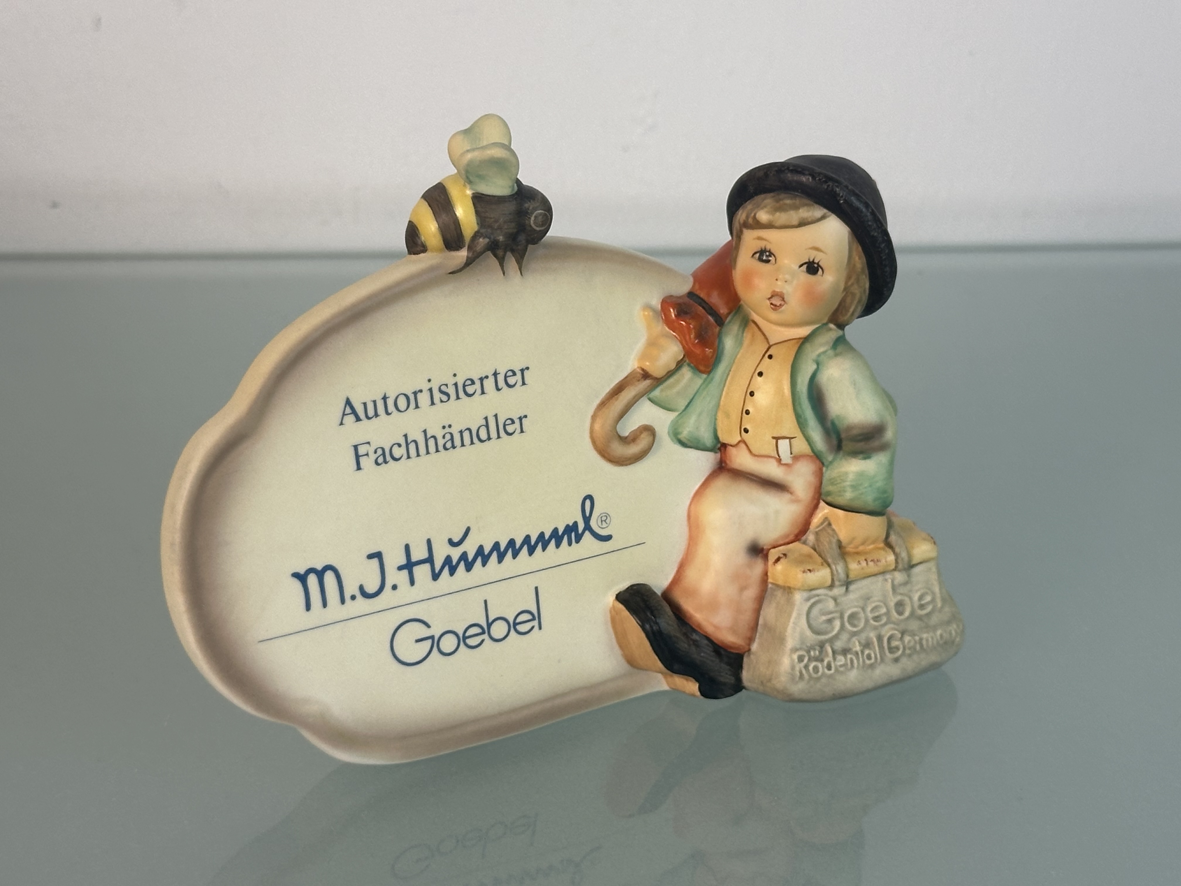 Hummel Figur 900 Händlerschild / Aufstellschild 10,5 cm. 1 Wahl Top Zustand