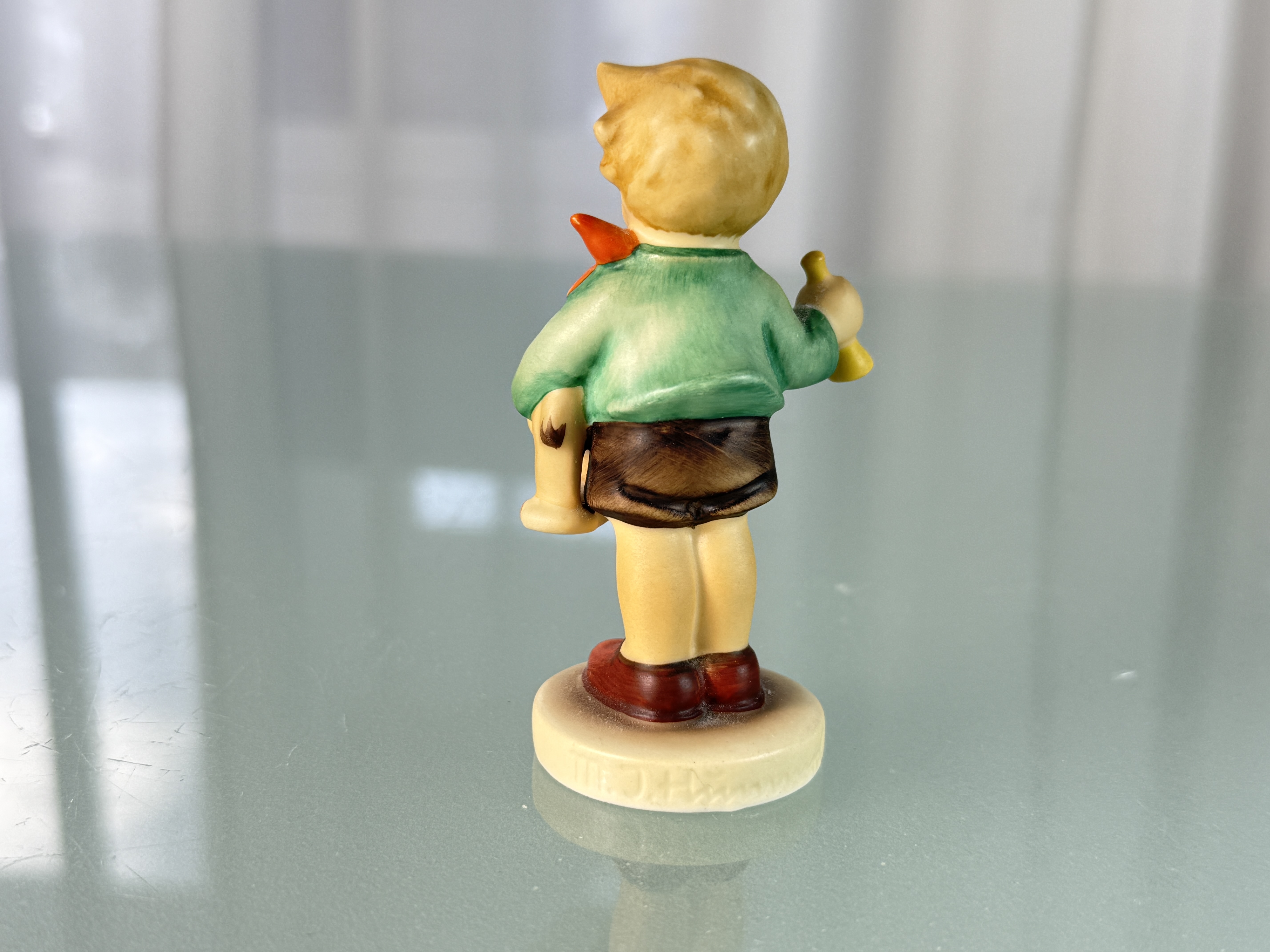 Hummel Figur 239/c Junge mit Holzpferd 9 cm. 1 Wahl - Top Zustand  