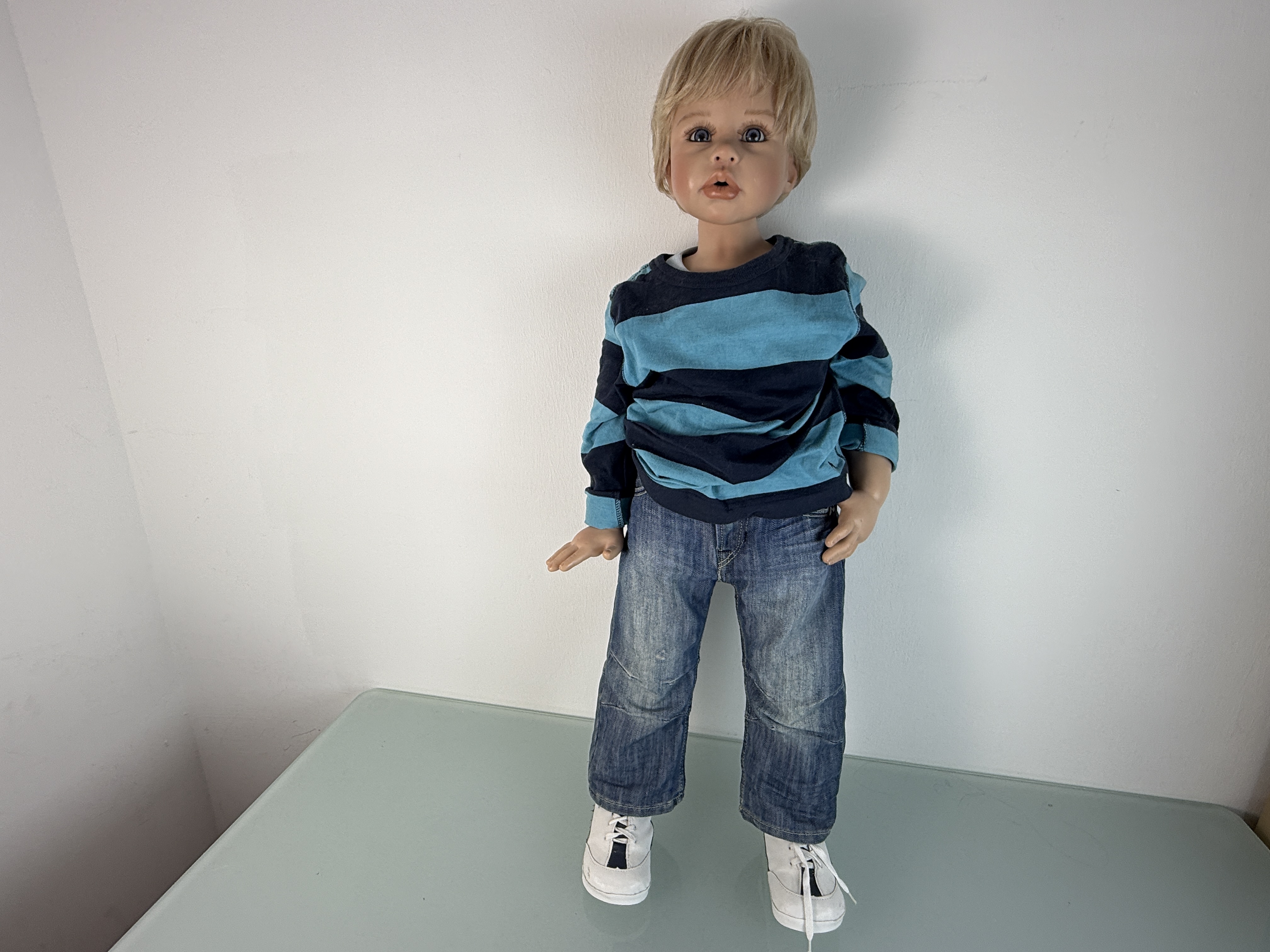 Künstlerpuppe Puppe Monika Levenig Vinyl Puppe 85 cm. Top Zustand 