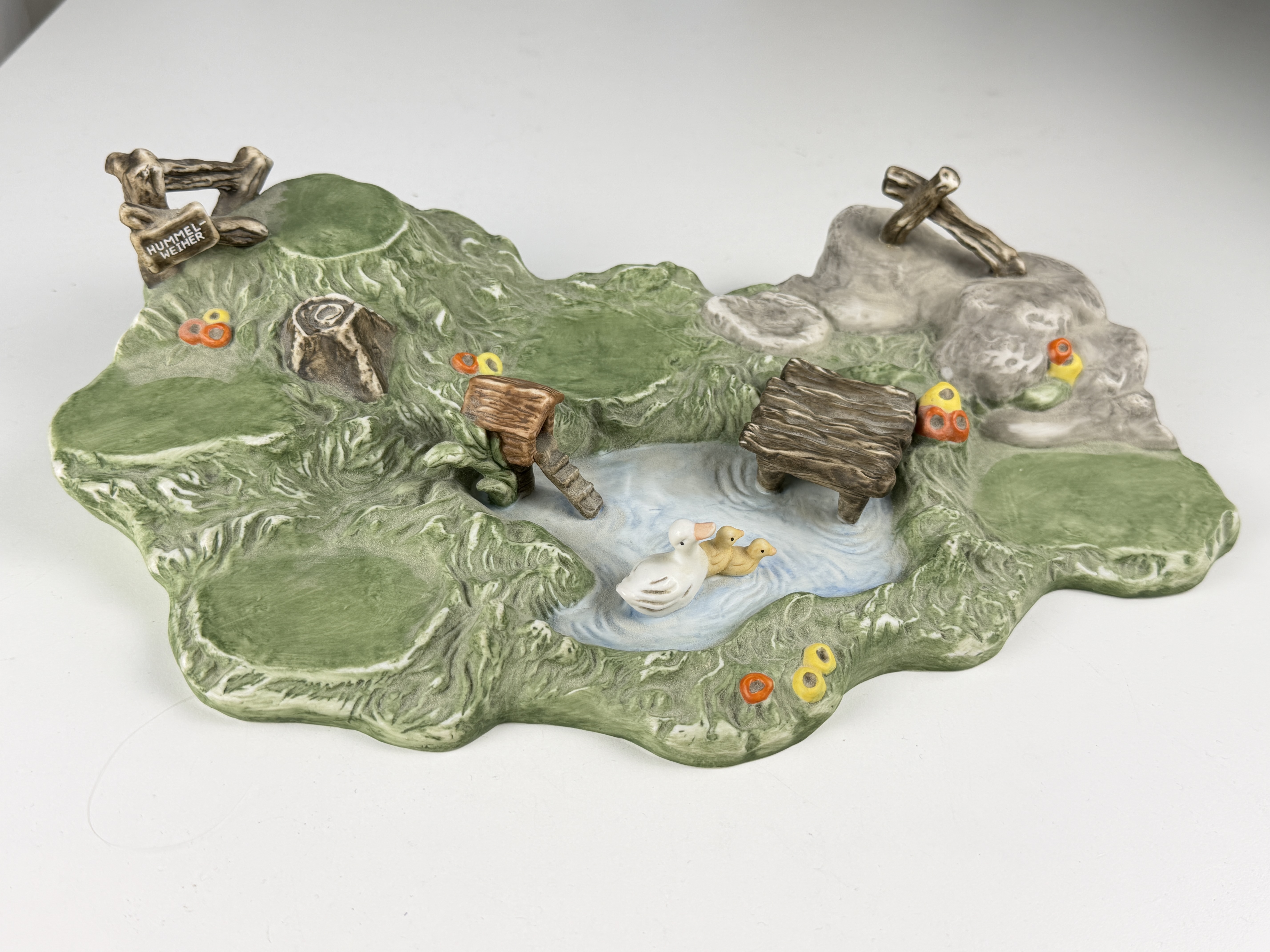  Hummel Goebel Figur Landschaft 8,5 x 33 x 24  cm. 1 Wahl. Top Zustand. 