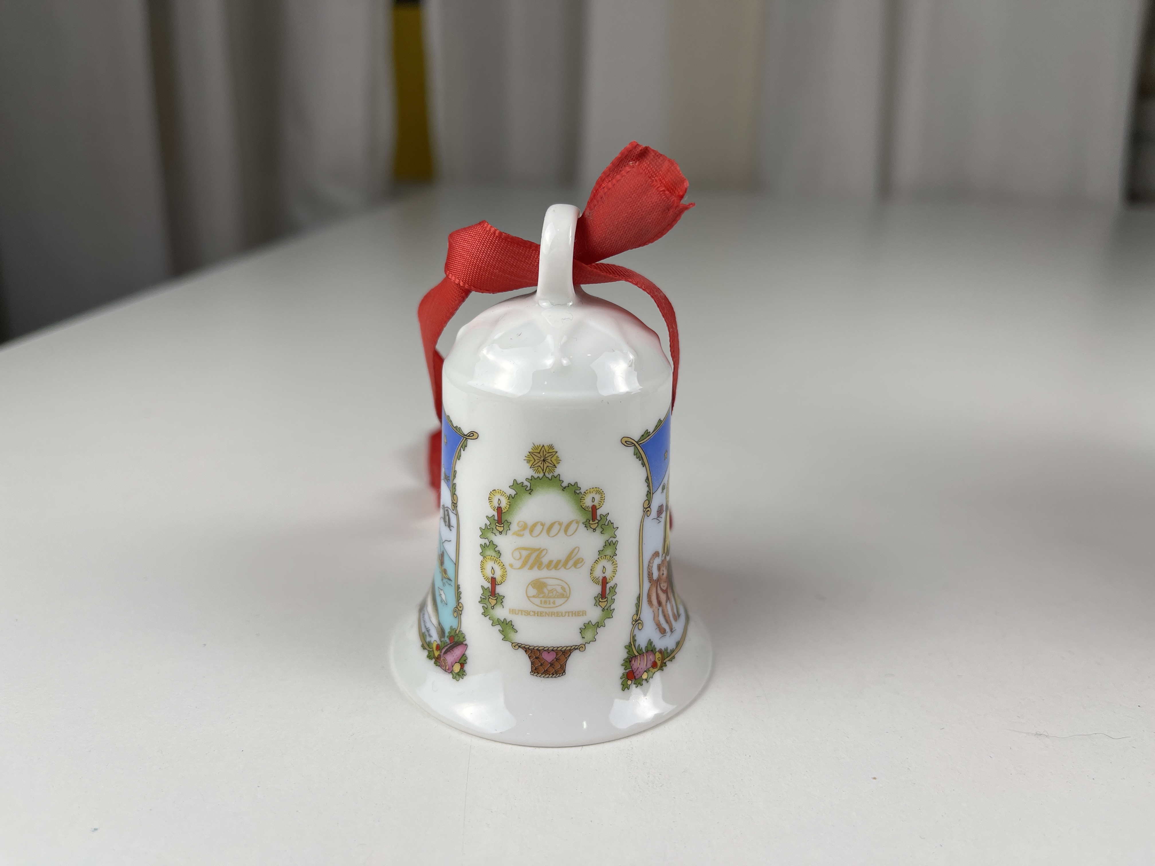  Hutschenreuther 2000 Weihnachtsglocke  7 cm. Top Zustand.    