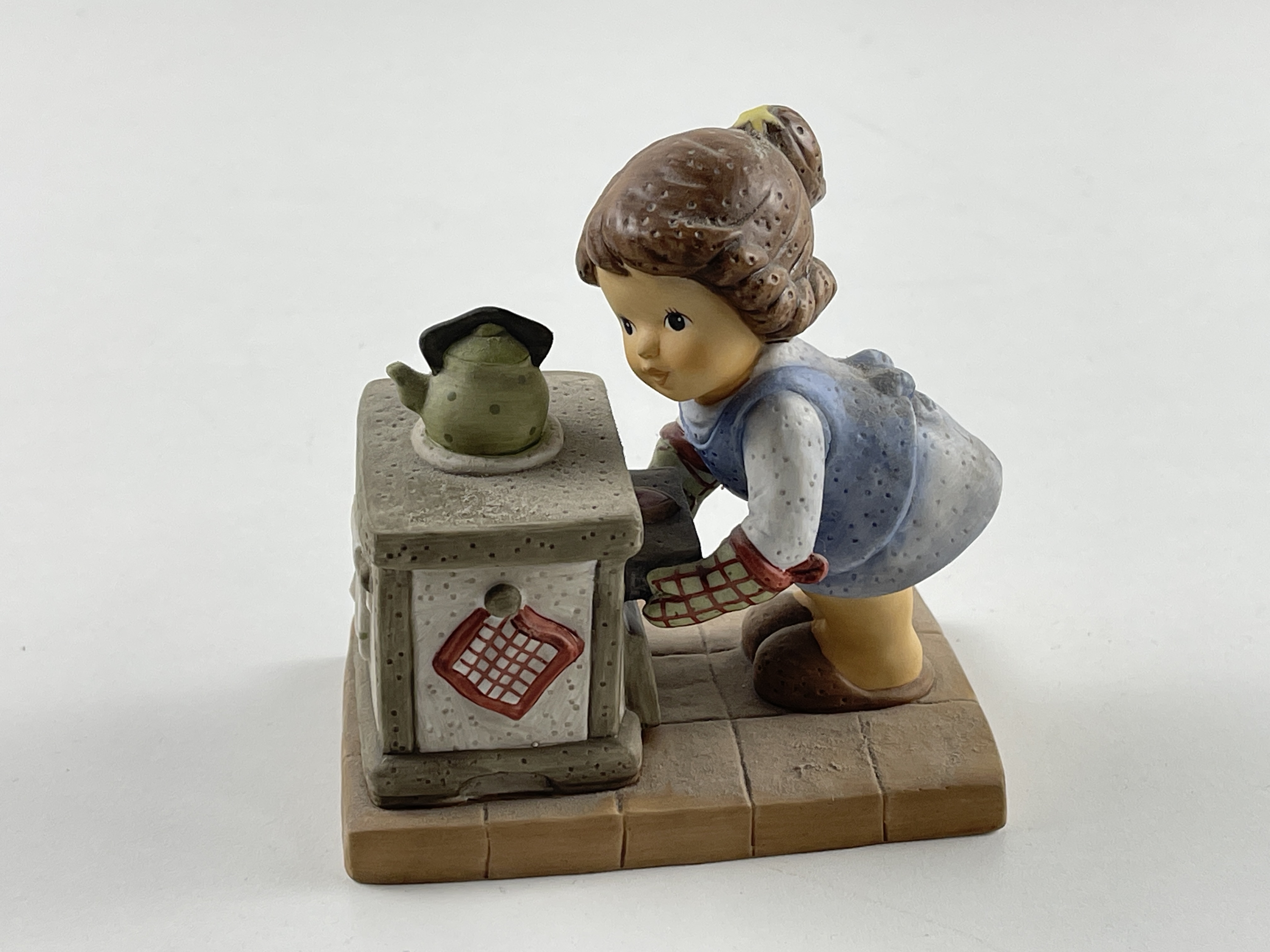 Goebel Figur Nina und Marco Engel Porzellan 10 x 9 cm. Top Zustand   