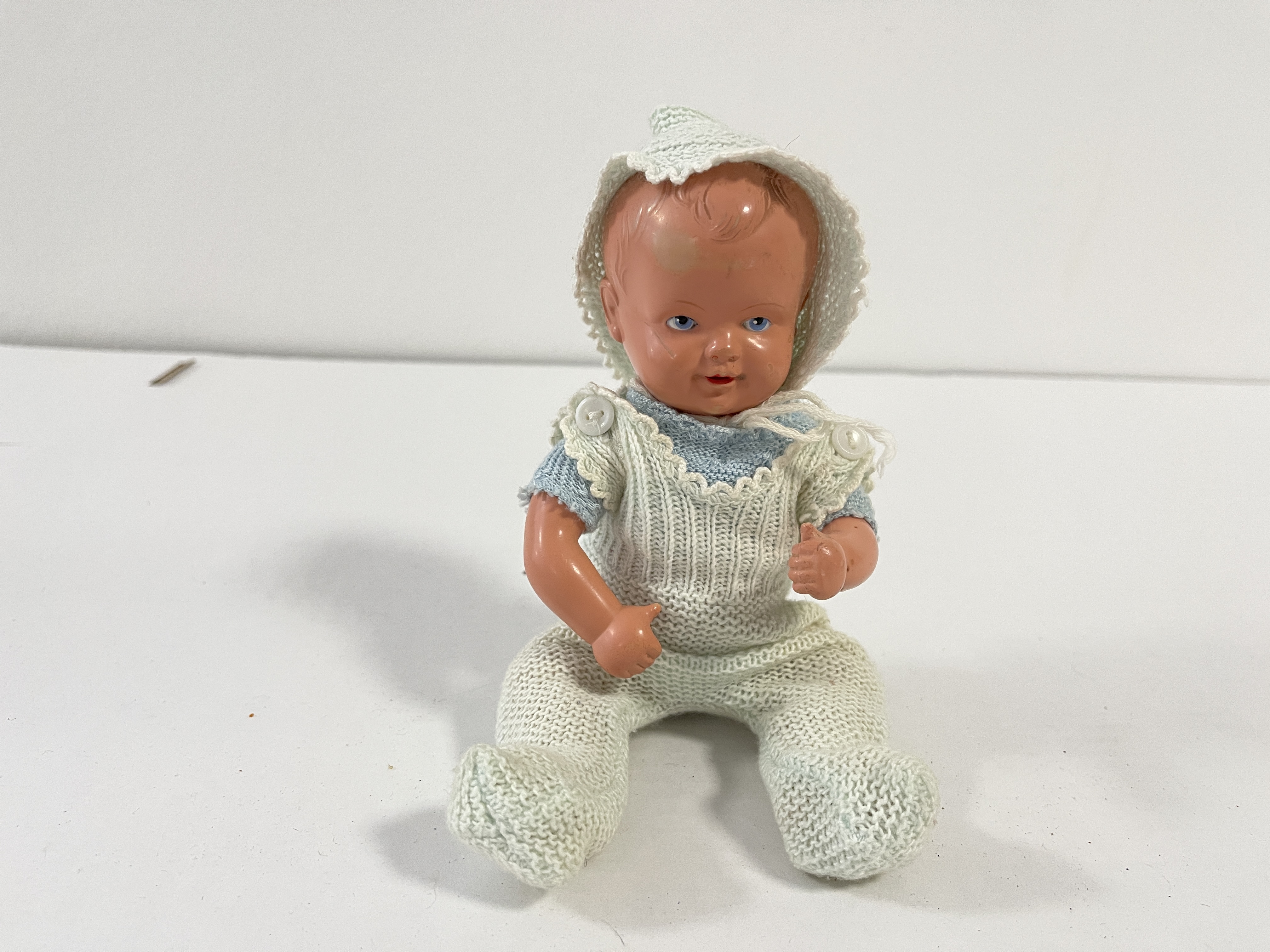 Künstlerpuppe Sammler Alte Zelluloid Puppe 22 cm. Zustand siehe Fotos   