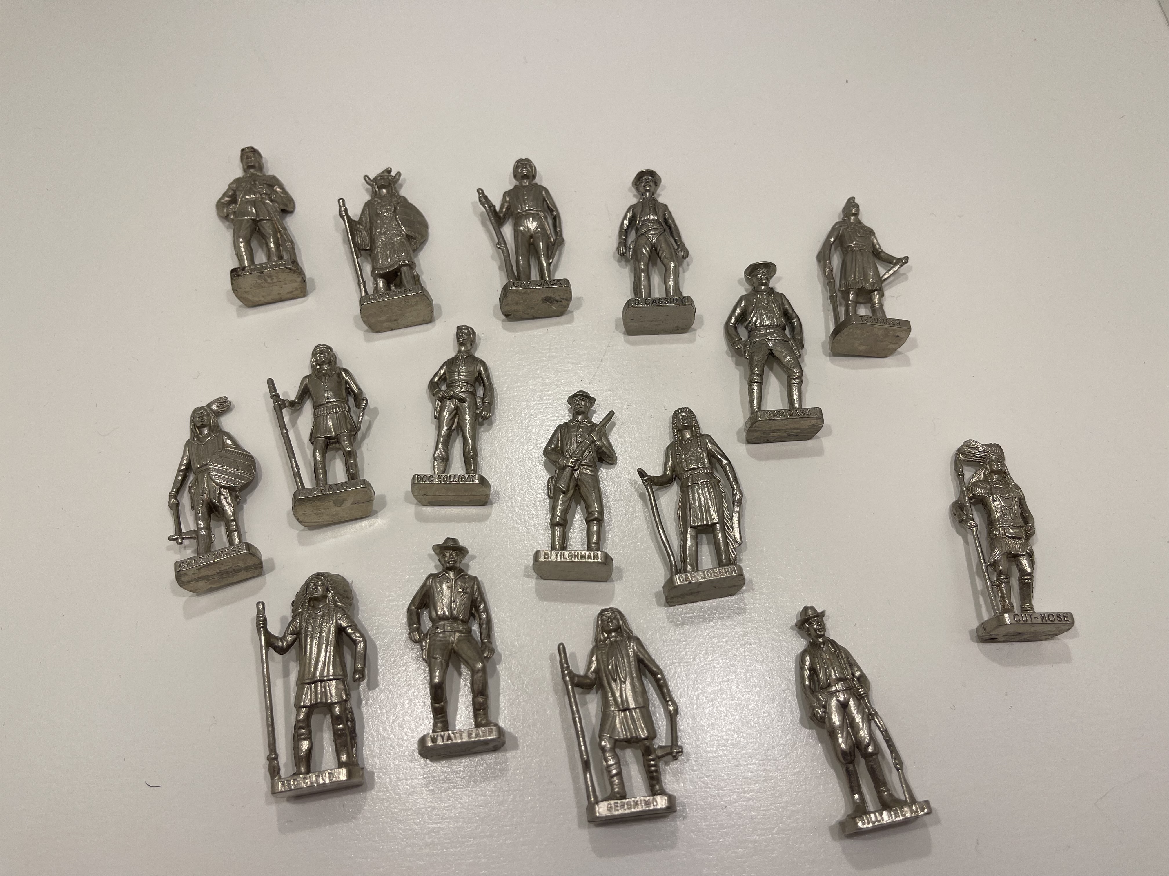 Sammler Figuren Zinn 16 Stück. ca. 4,5 cm Top Zustand   