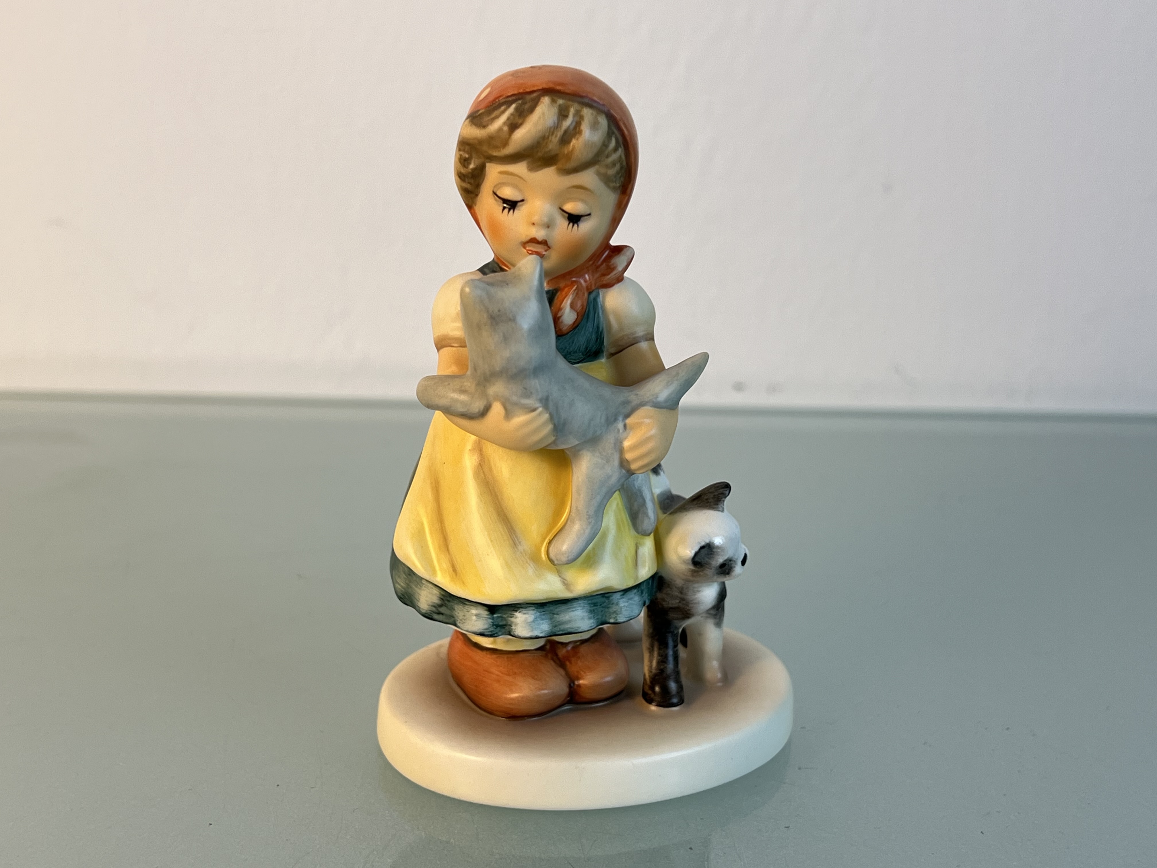 Hummel Figur 2007 Katzenmama 10,5 cm.Kimited Edition No. 14774 of 25000. 1 Wahl - Top Zustand 