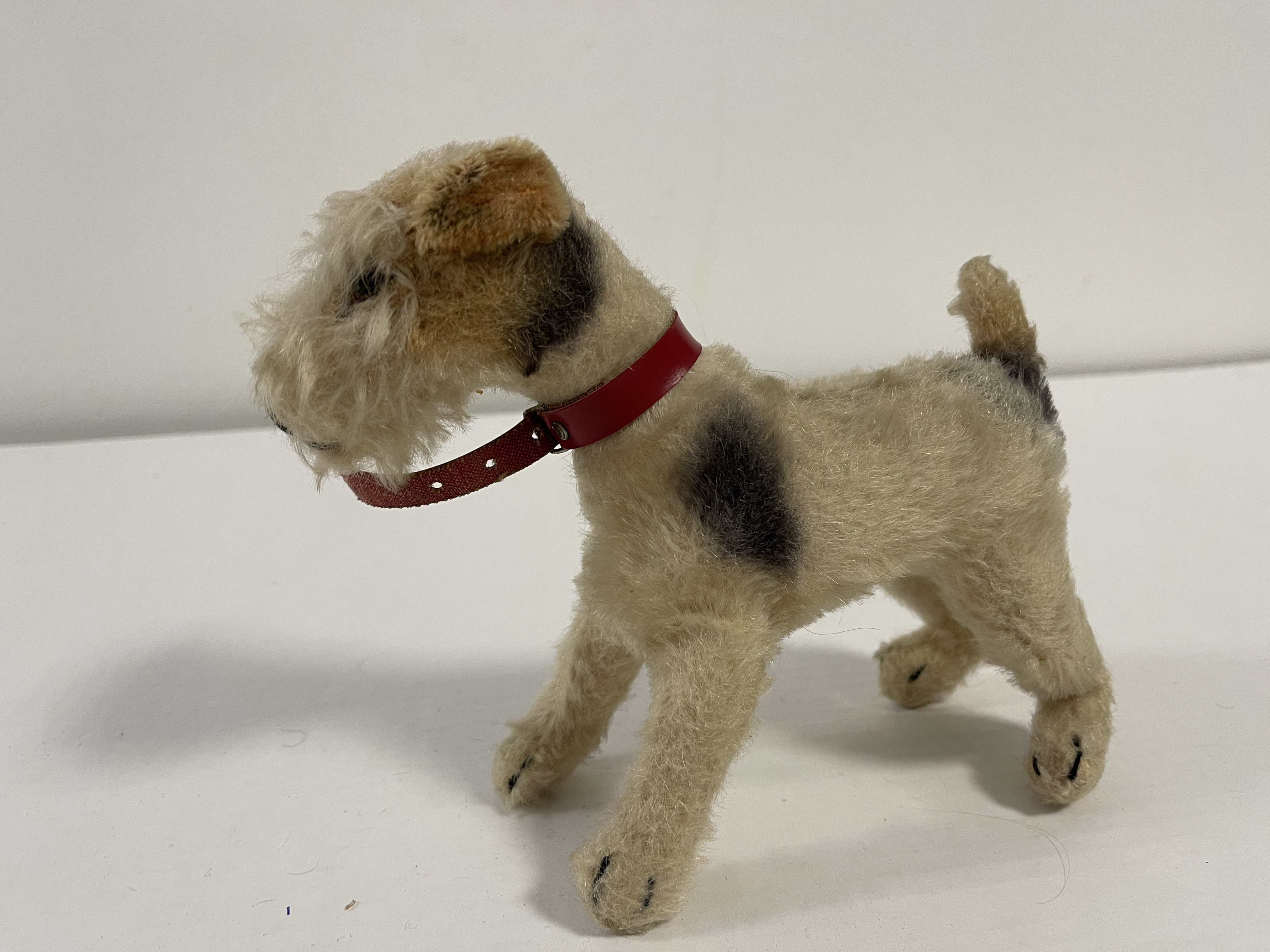 Steiff Tier Hund Terrier 16 x 16  cm. Zustand siehe Fotos