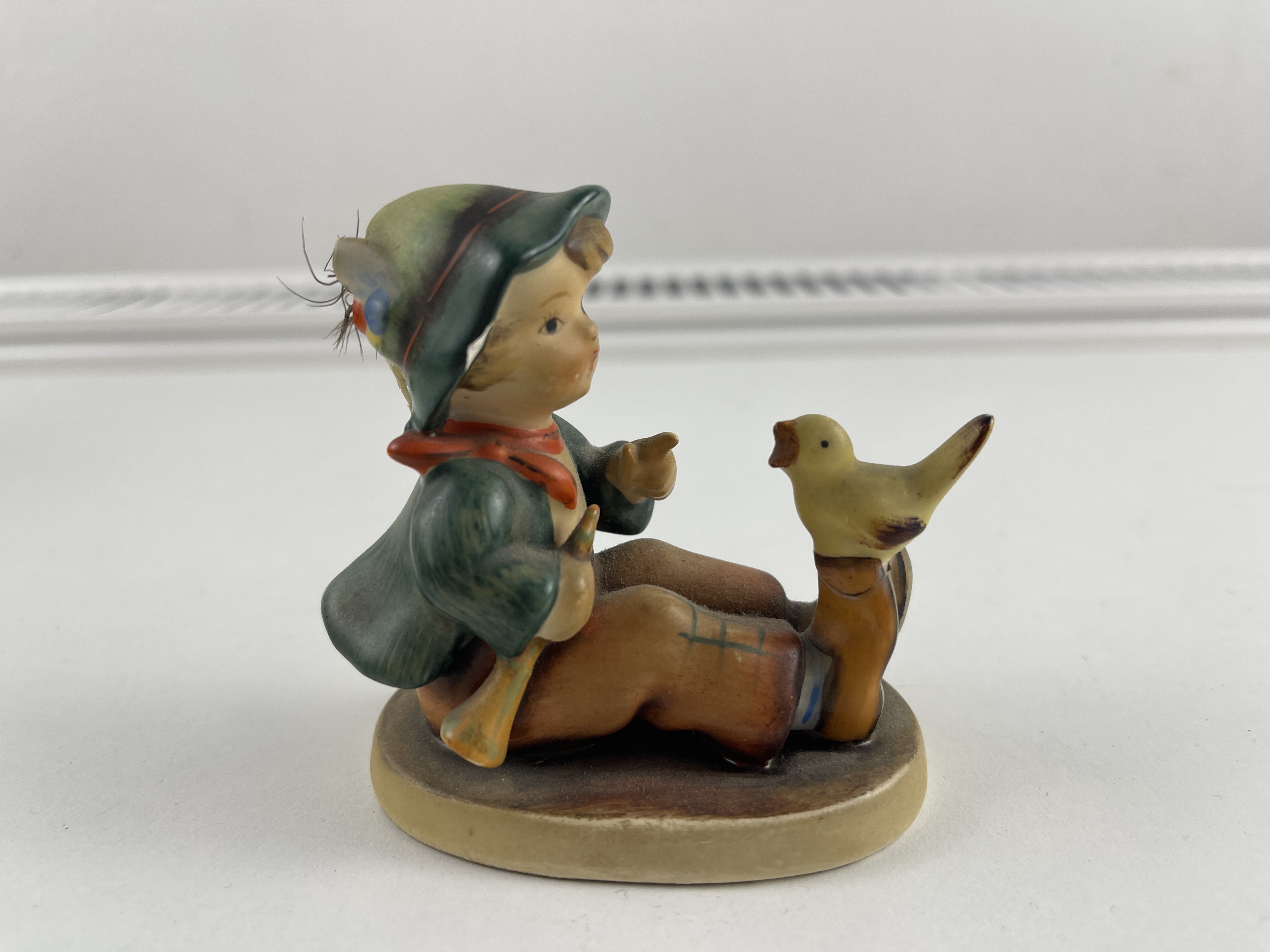 Hummel Figur 63 S´stimmt net 8,2 cm. 1 Wahl. Doppelkrone Zustand siehe Fotos   