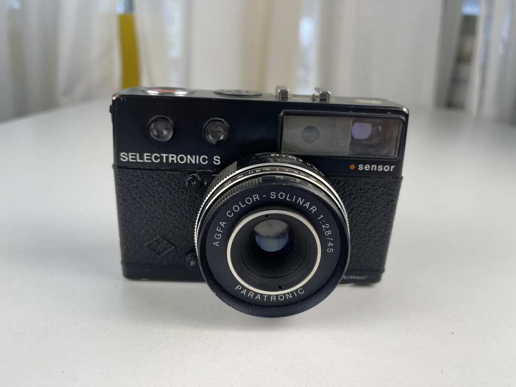 Agfa Selectronic S Kamera 11 x 8 cm - Zustand siehe Fotos 