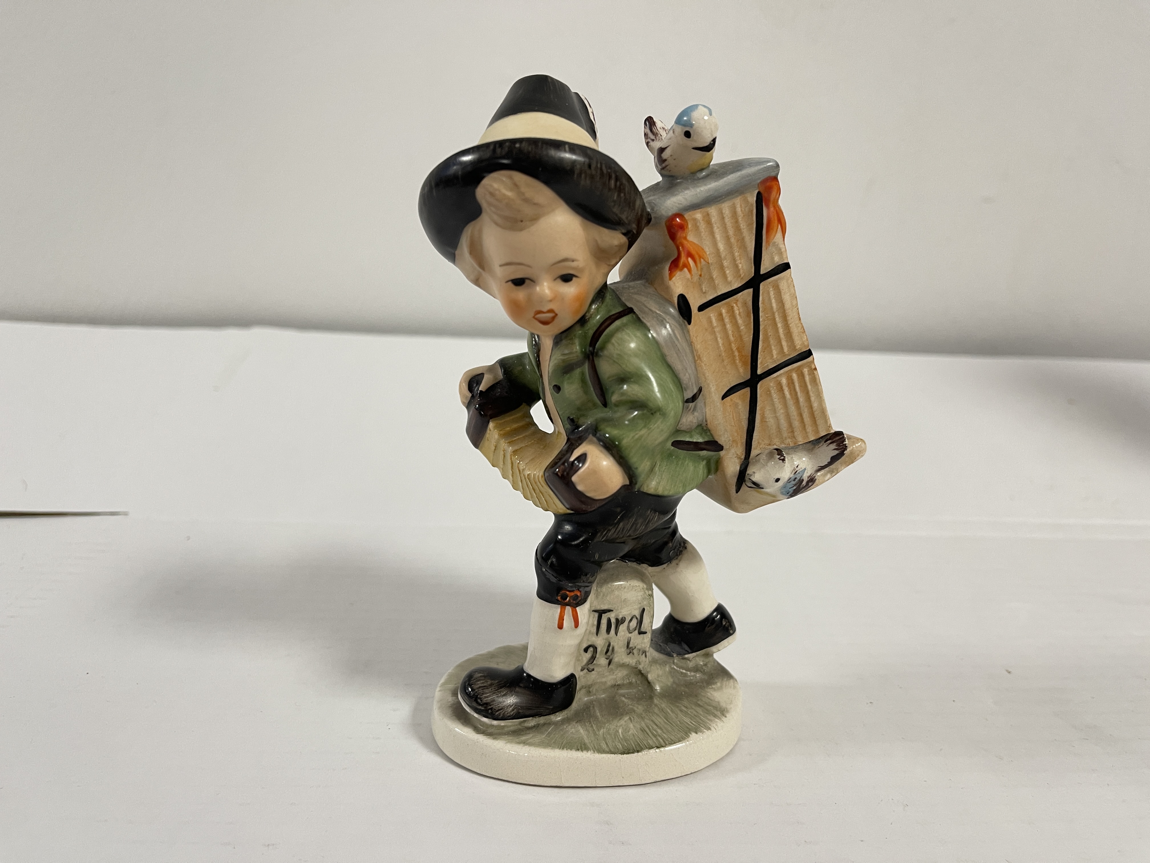 Porzellan Sammler Figur Engel 17 cm. 1 Wahl - Zustand siehe Fotos 