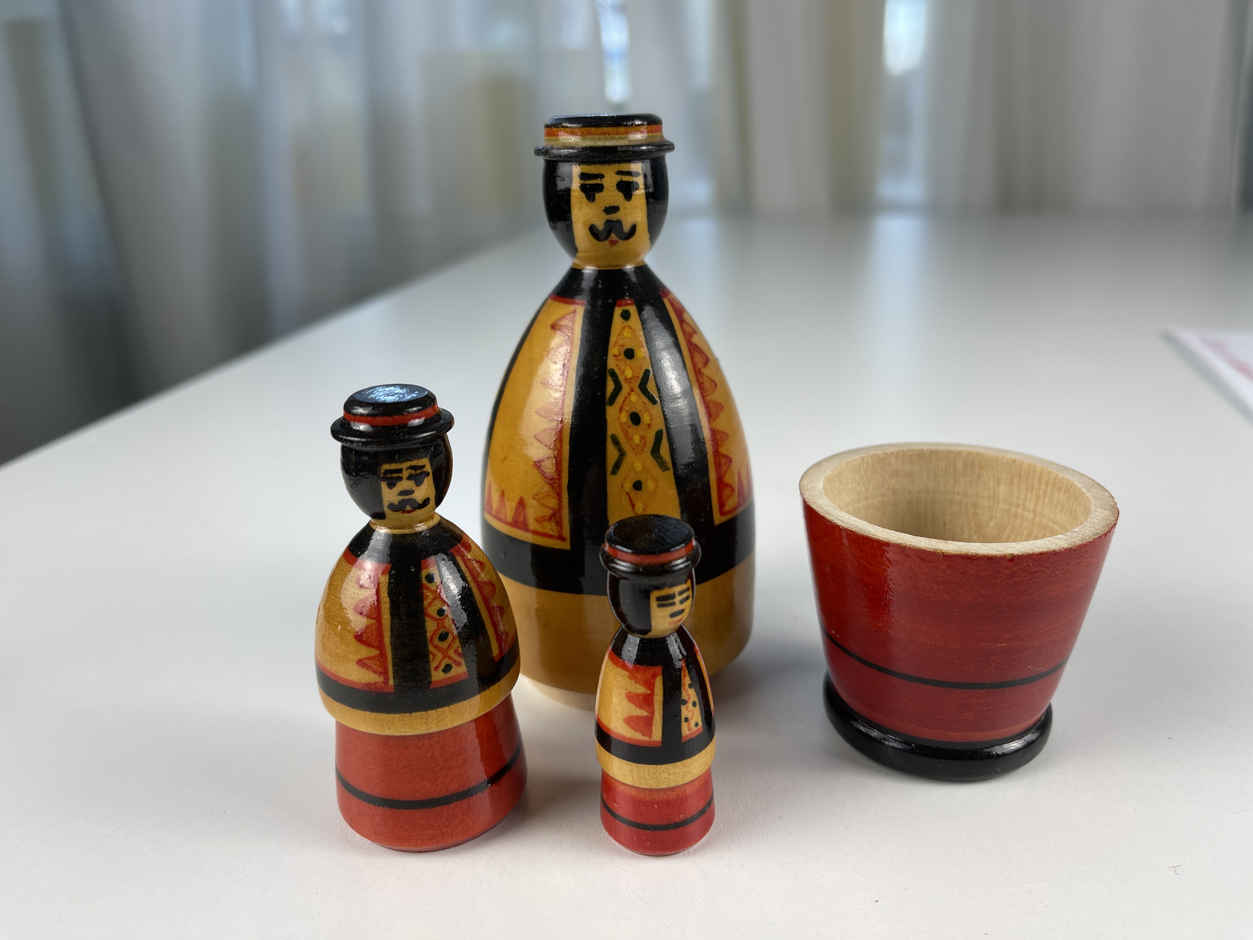 Holz Figur Matroschka  14,5 cm - Zustand  siehe Fotos