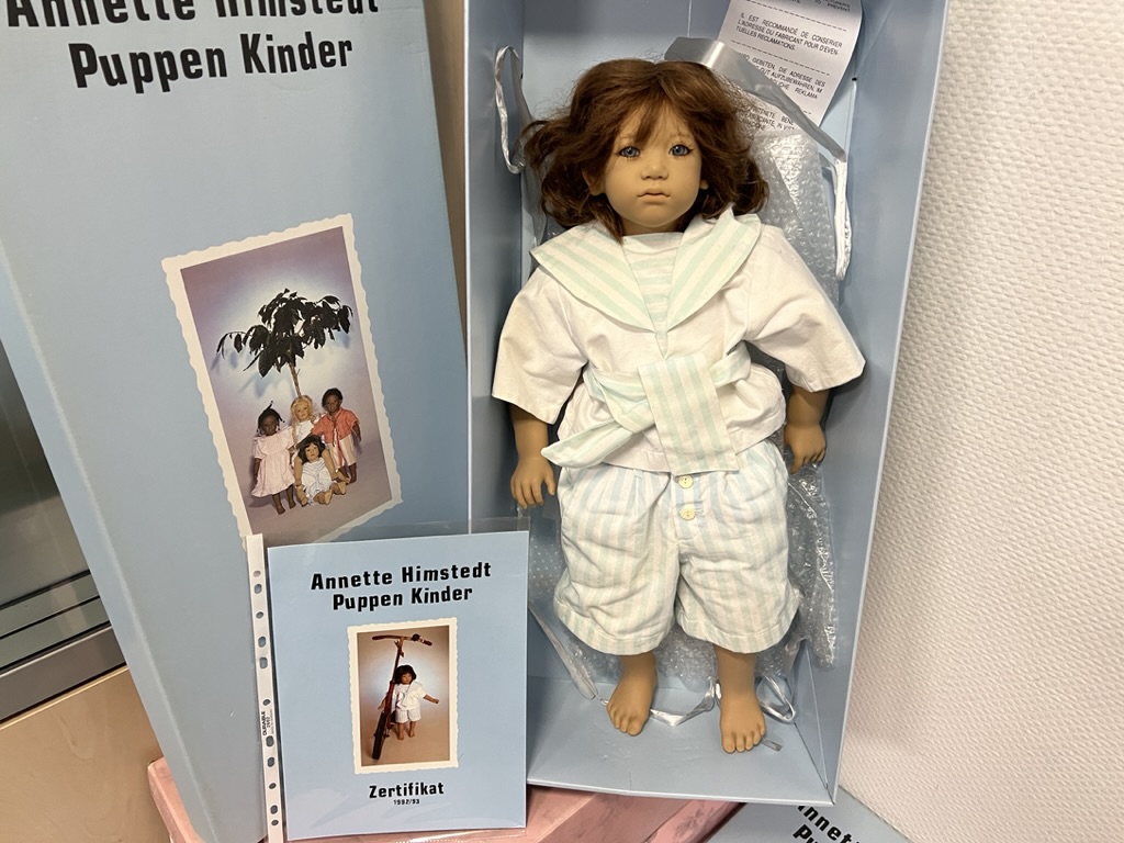 Annette Himstedt Puppe Enzo 66 cm. Top Zustand   